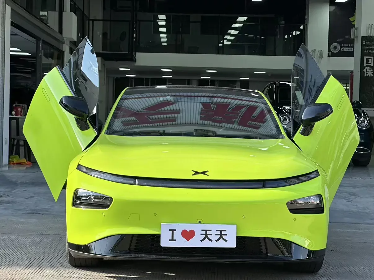 Xpeng P7