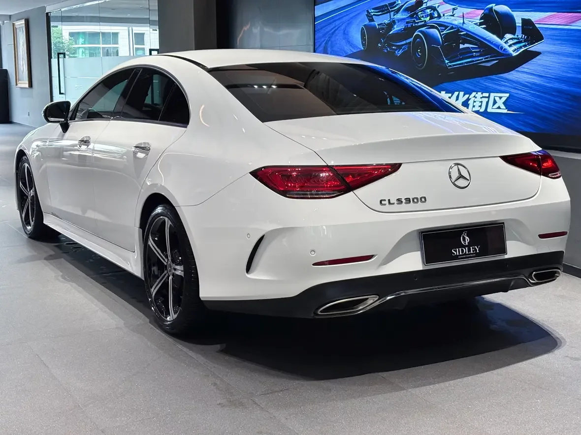 Mercedes-Benz CLS