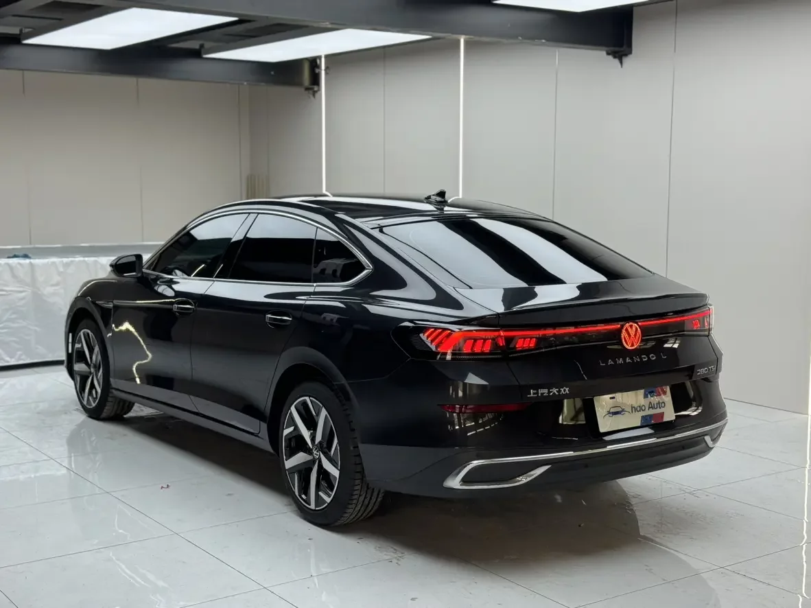 Volkswagen Lamando