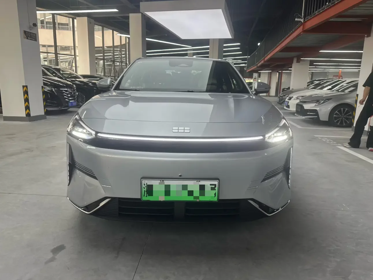 Geely Galaxy L6