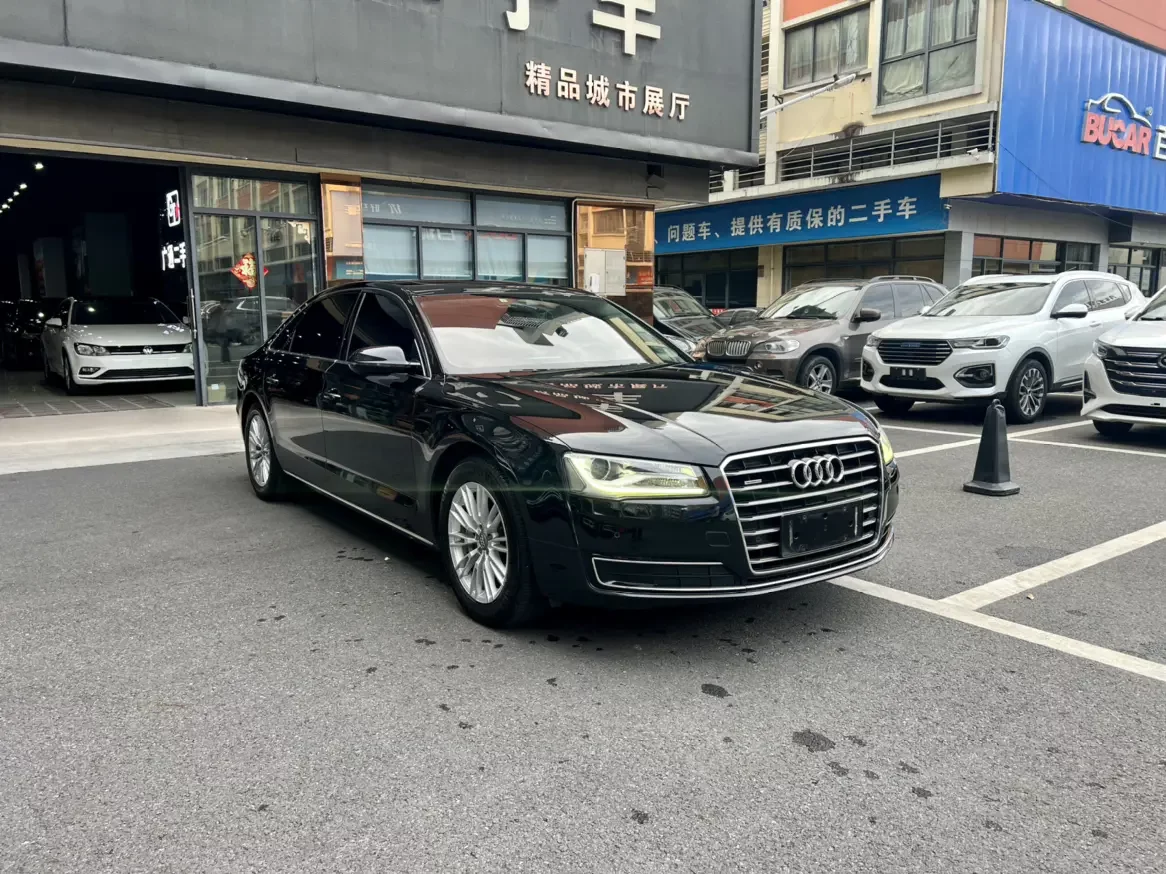 Audi A8