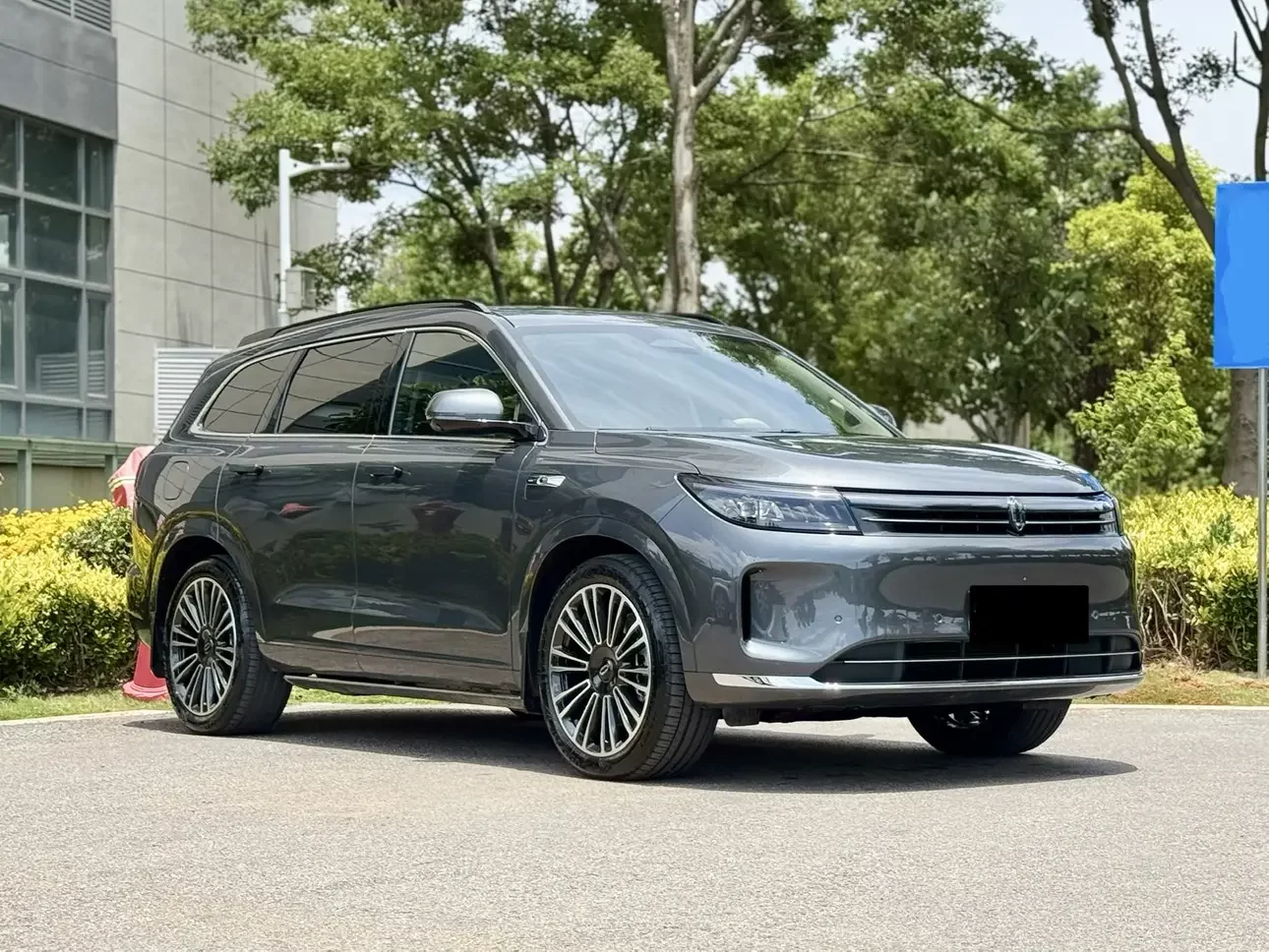 AITO M7