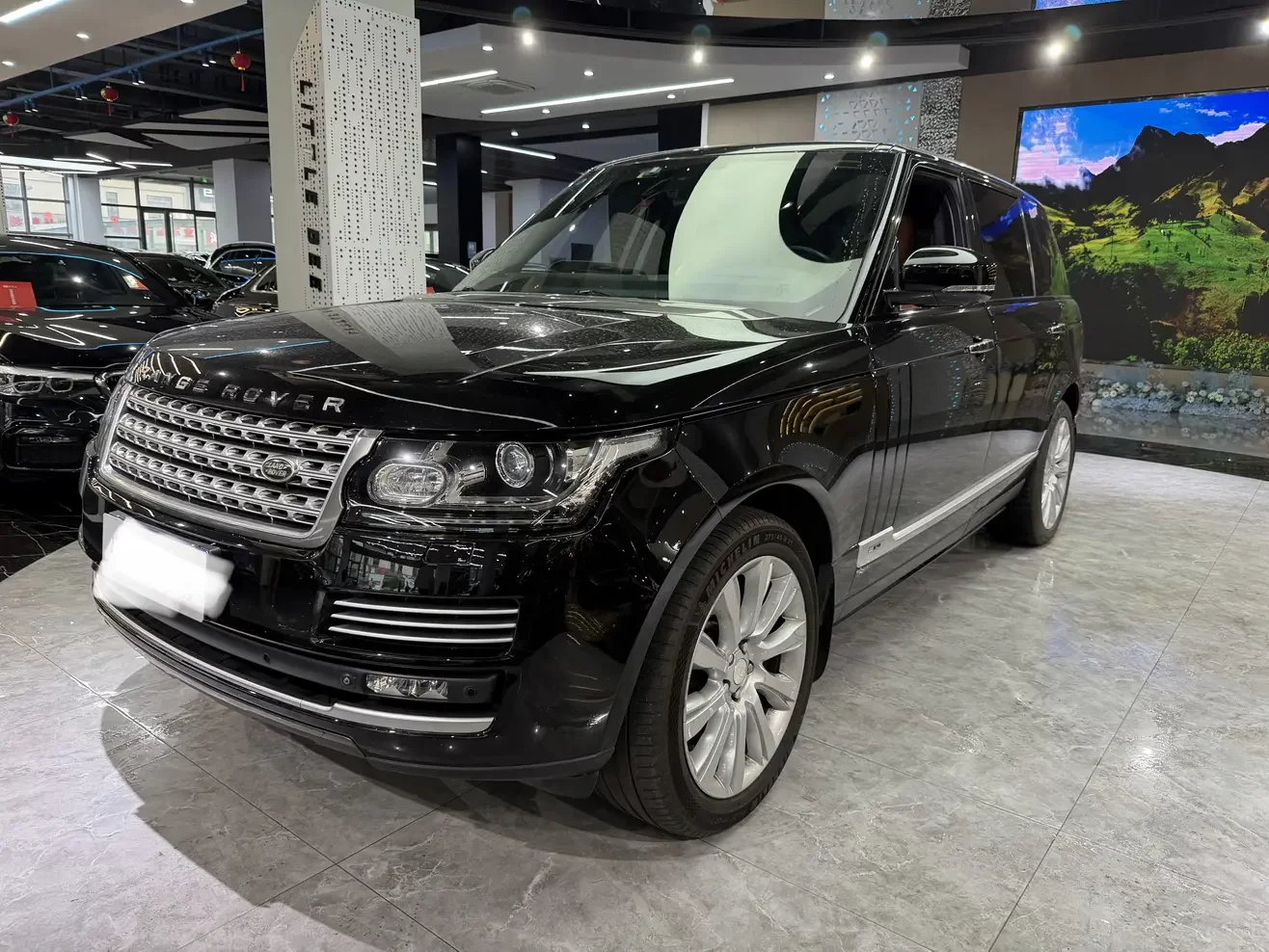 Land Rover range rover
