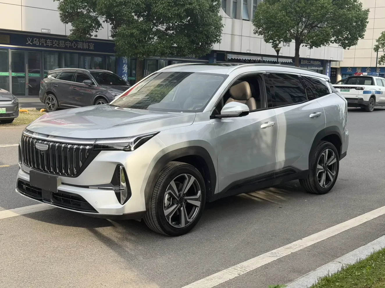 Geely Atlas L