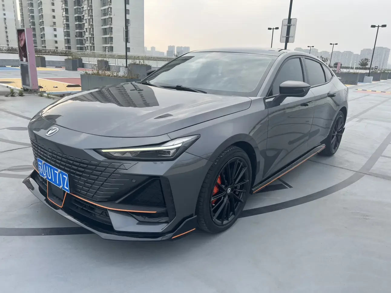 Changan UNI-V  из Китая