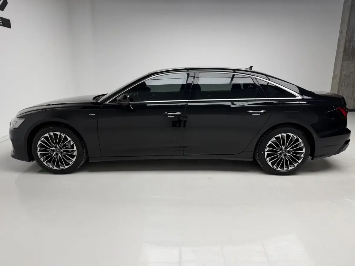 Audi A6L PHEV