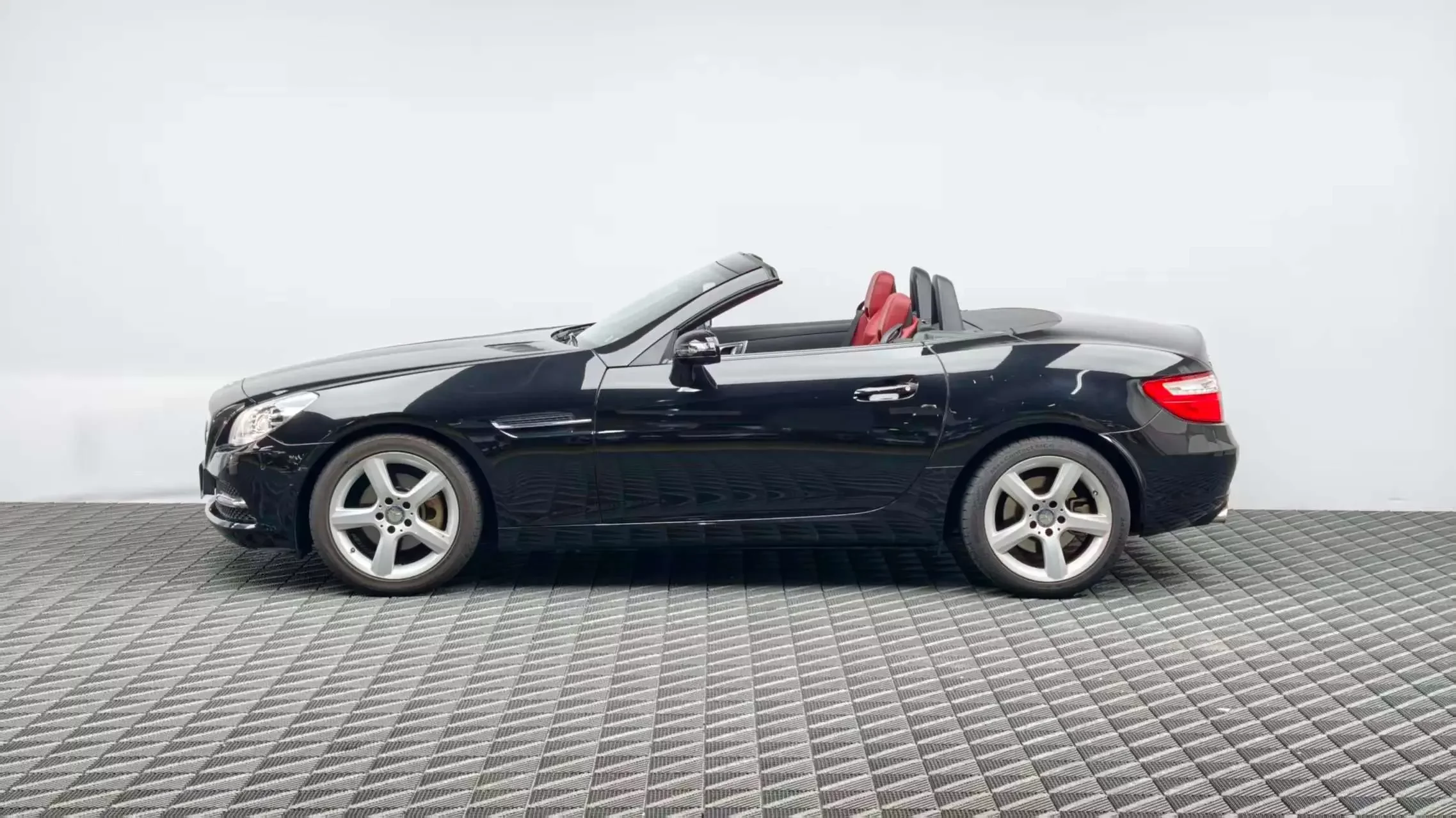 Mercedes-Benz SLK Class