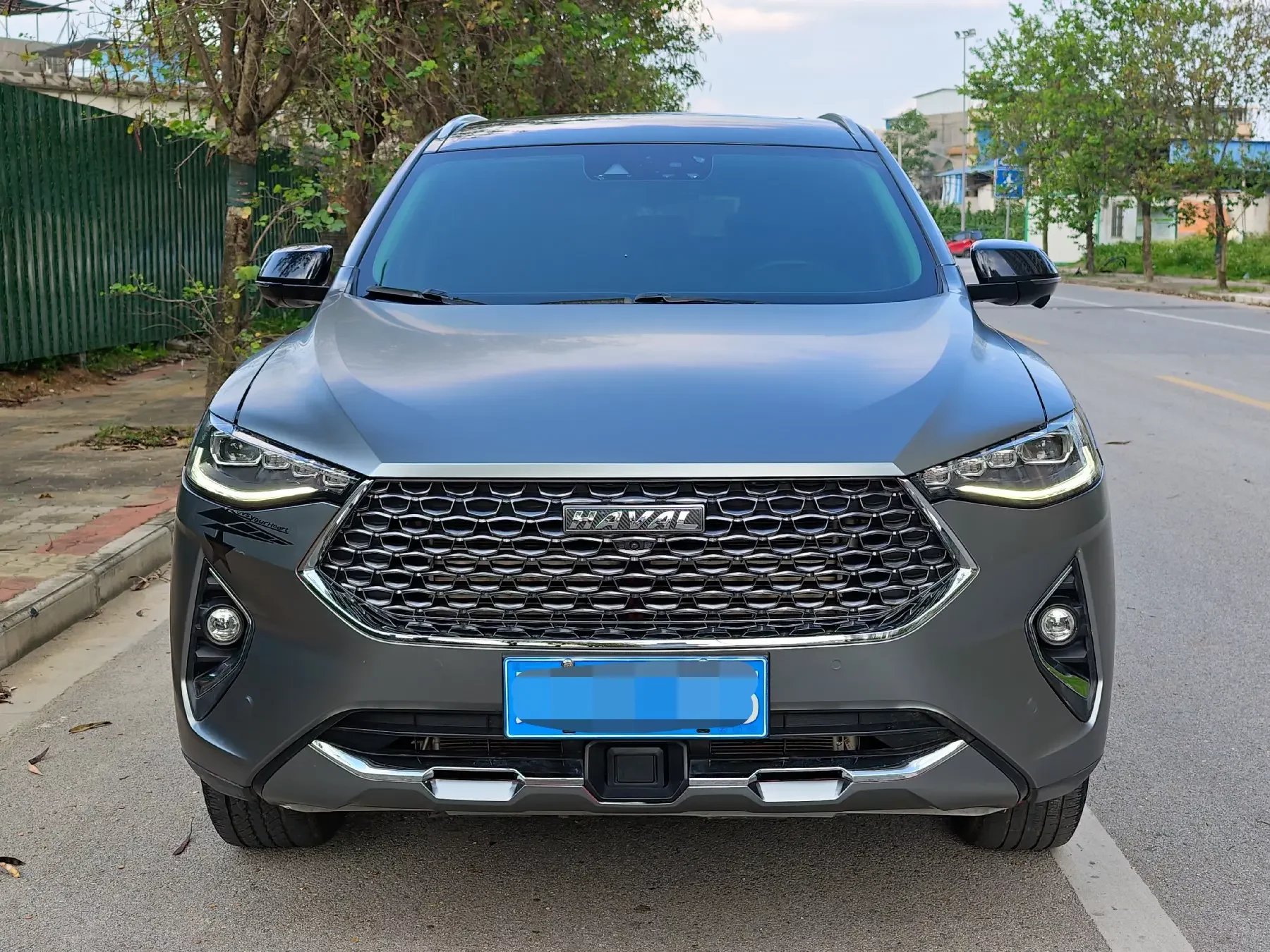 Haval F7