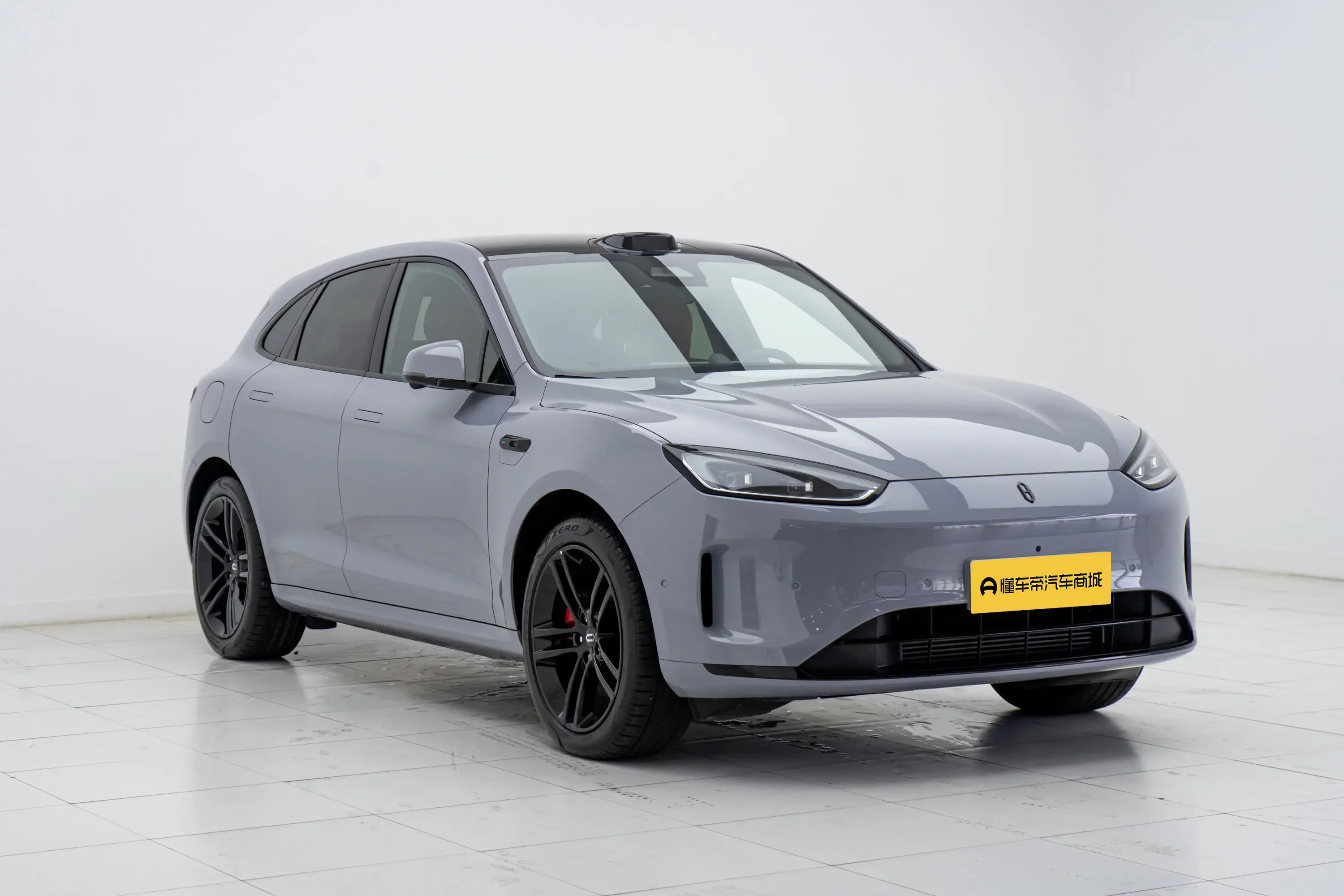 AITO M5