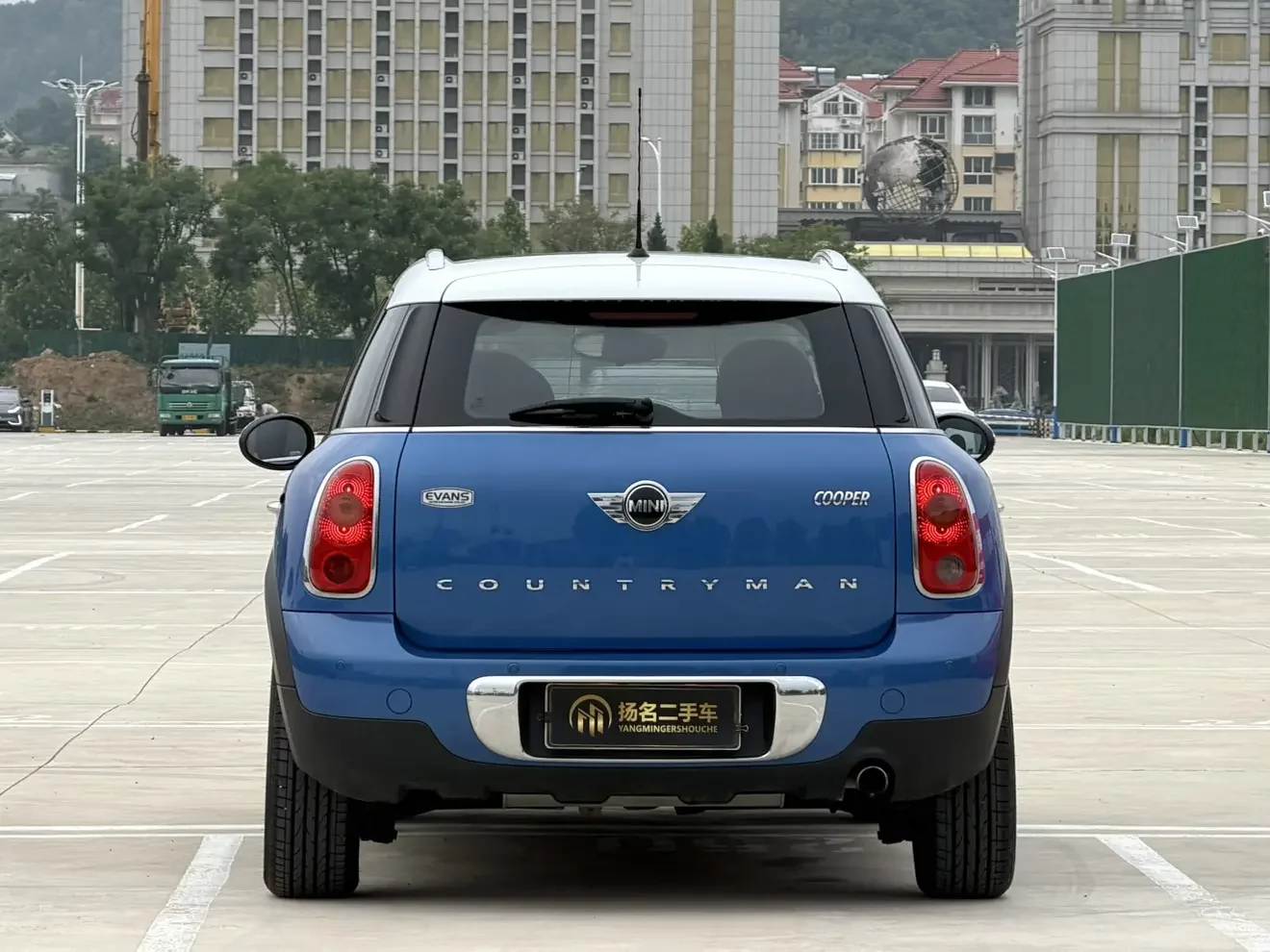 MINI COUNTRYMAN