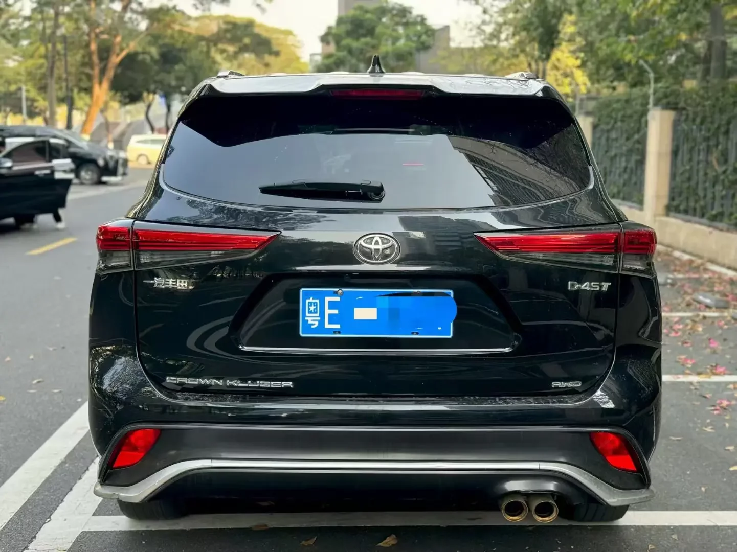 Toyota Crown Kluger