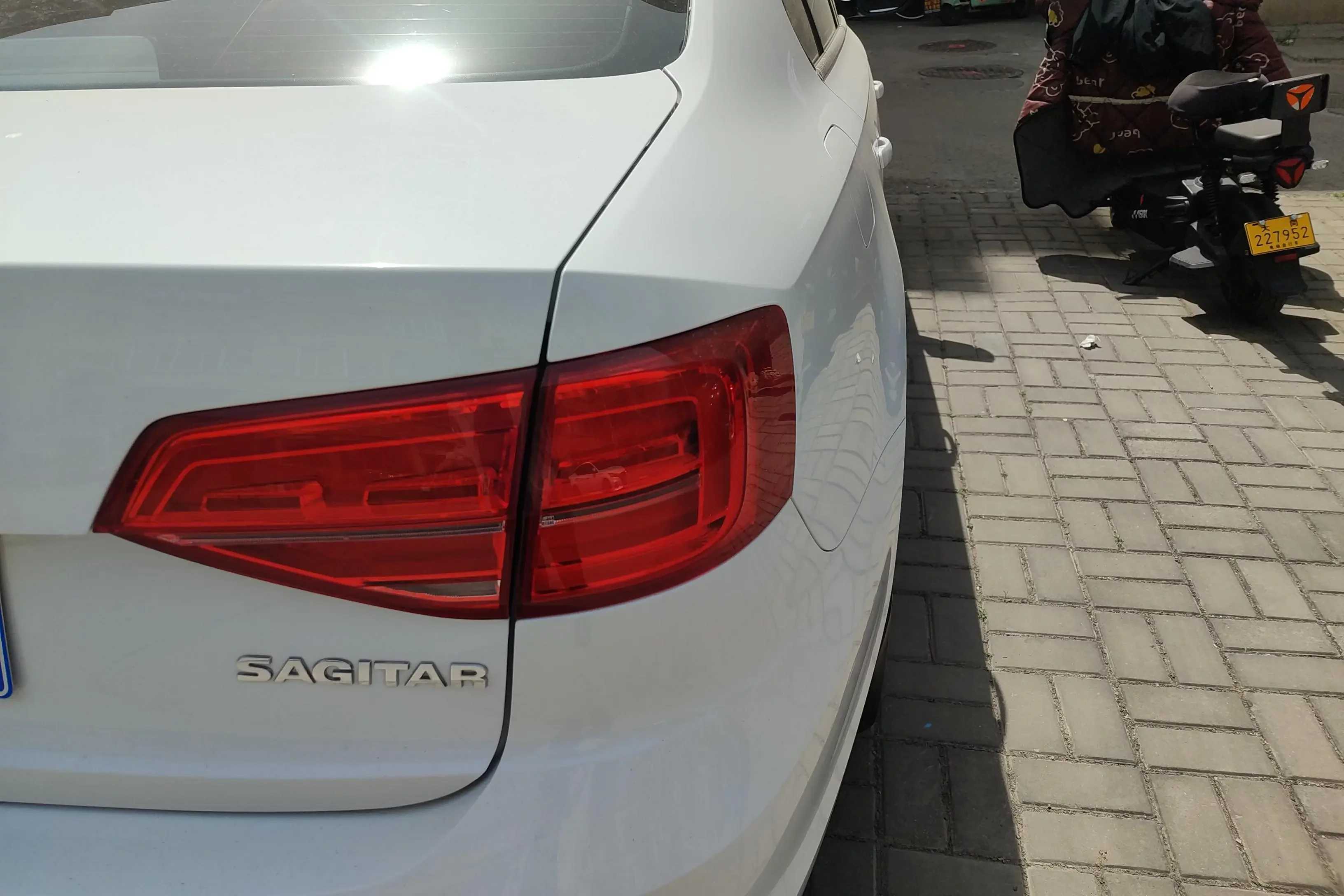 Volkswagen Sagitar