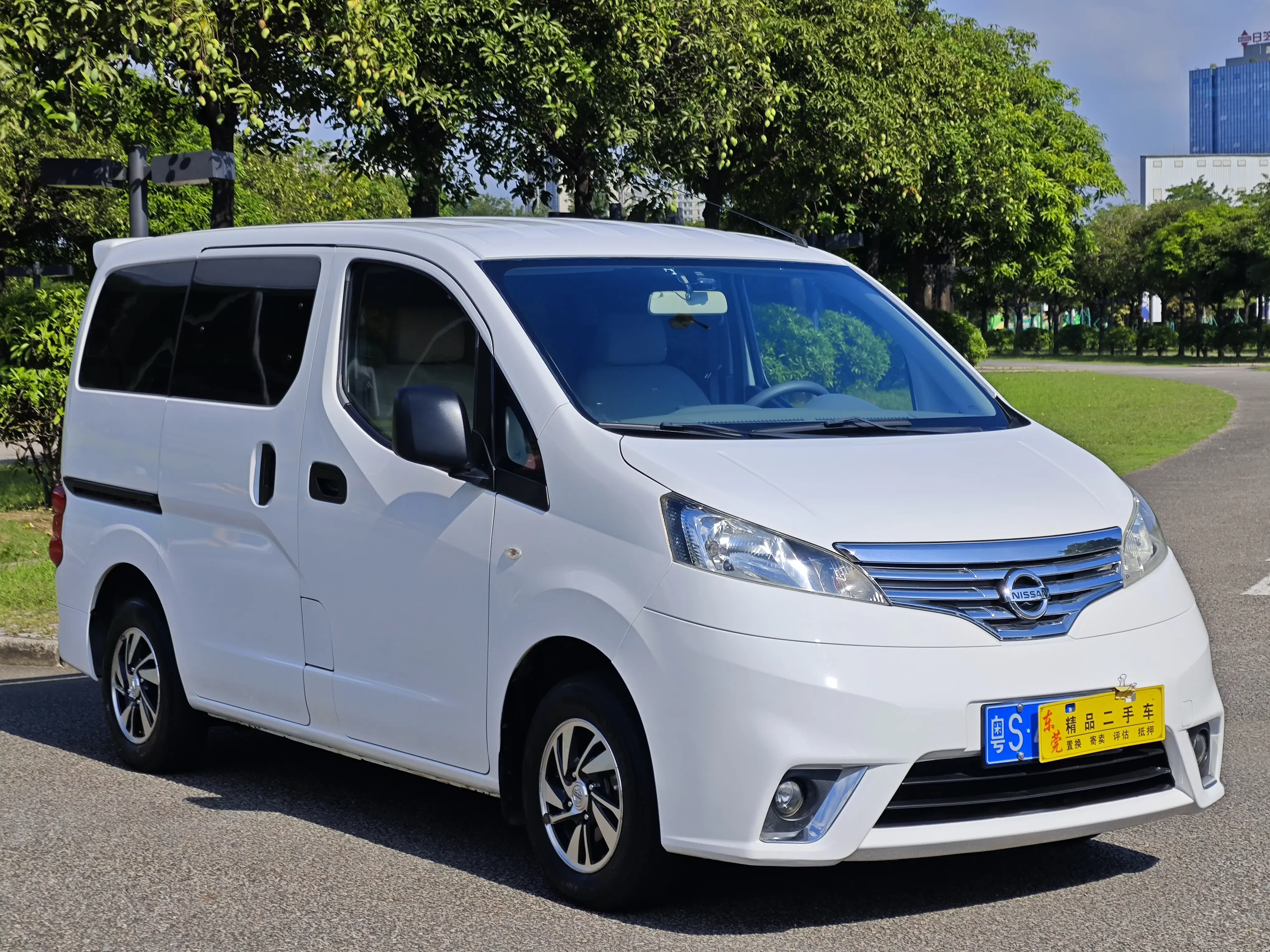 Nissan NV200