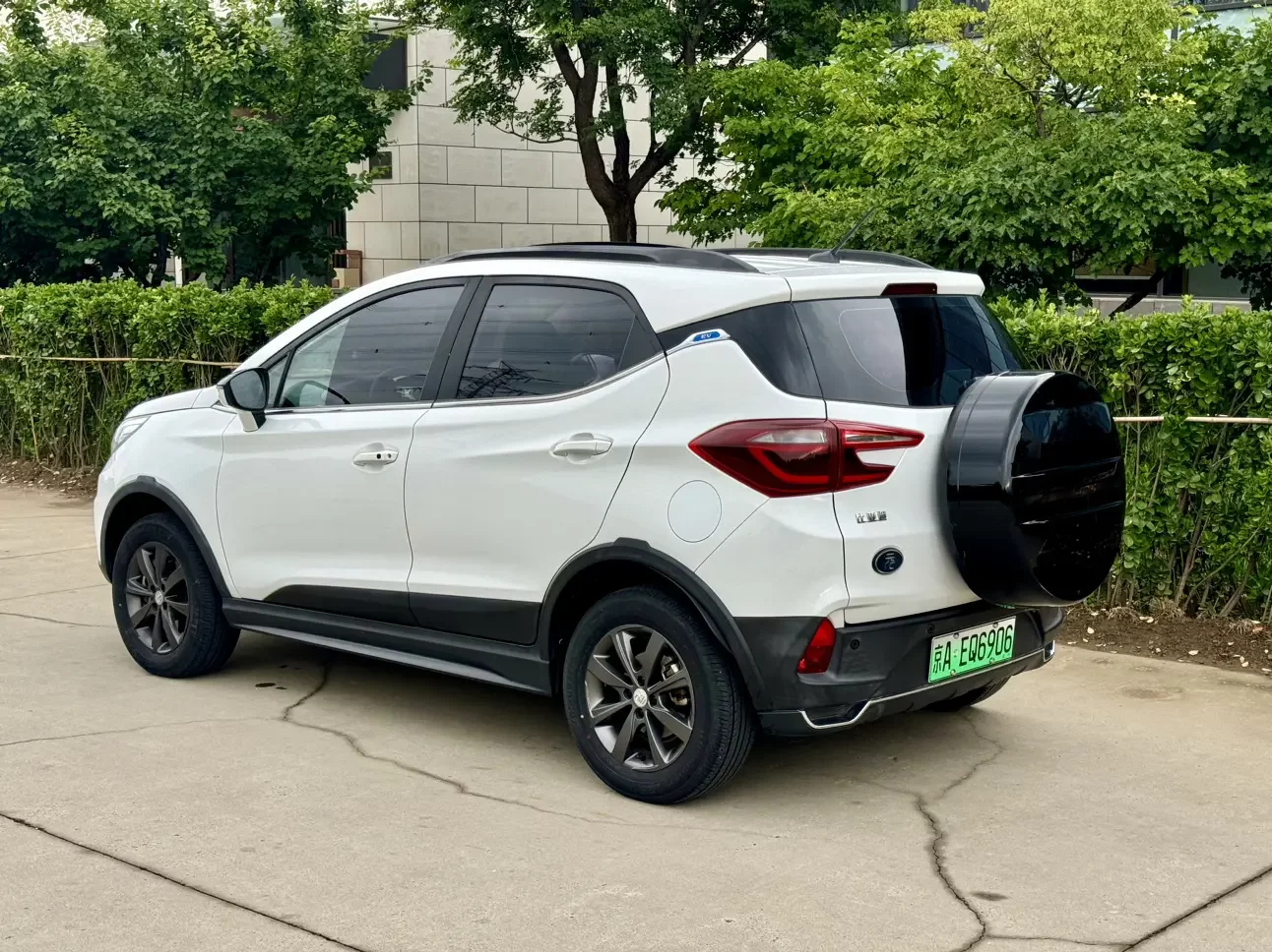 BYD Yuan EV