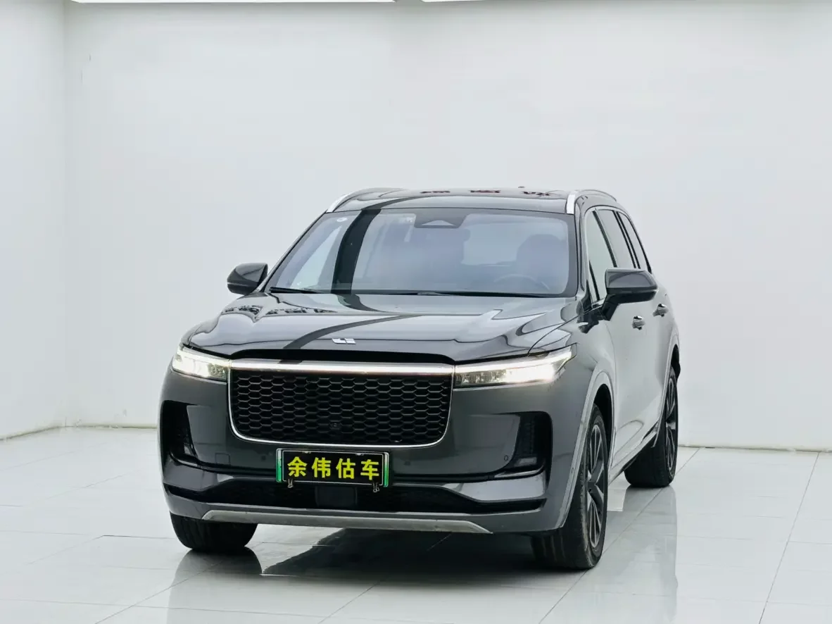 Li ONE (Ideal ONE)  из Китая