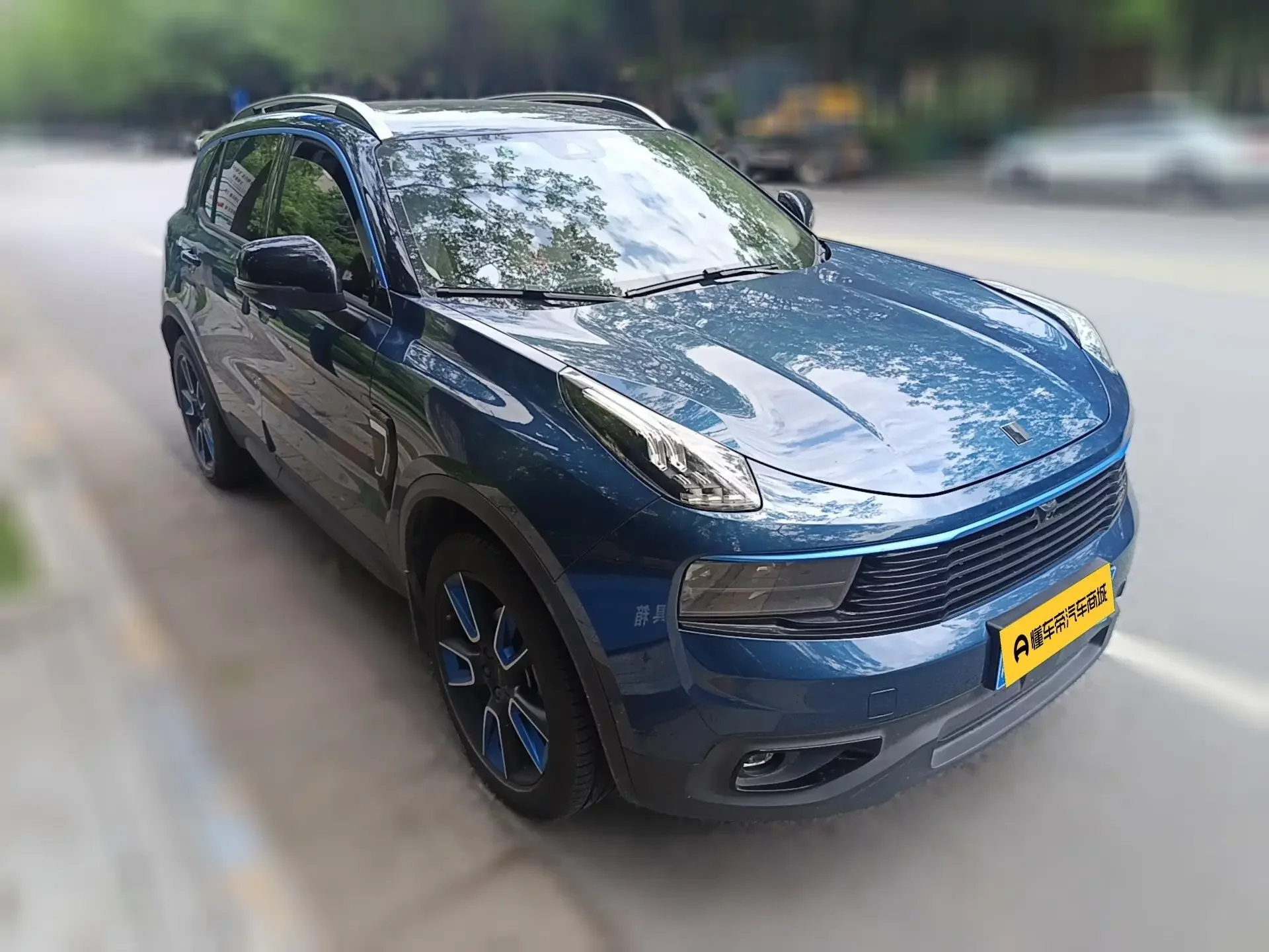 Lynk & Co 01