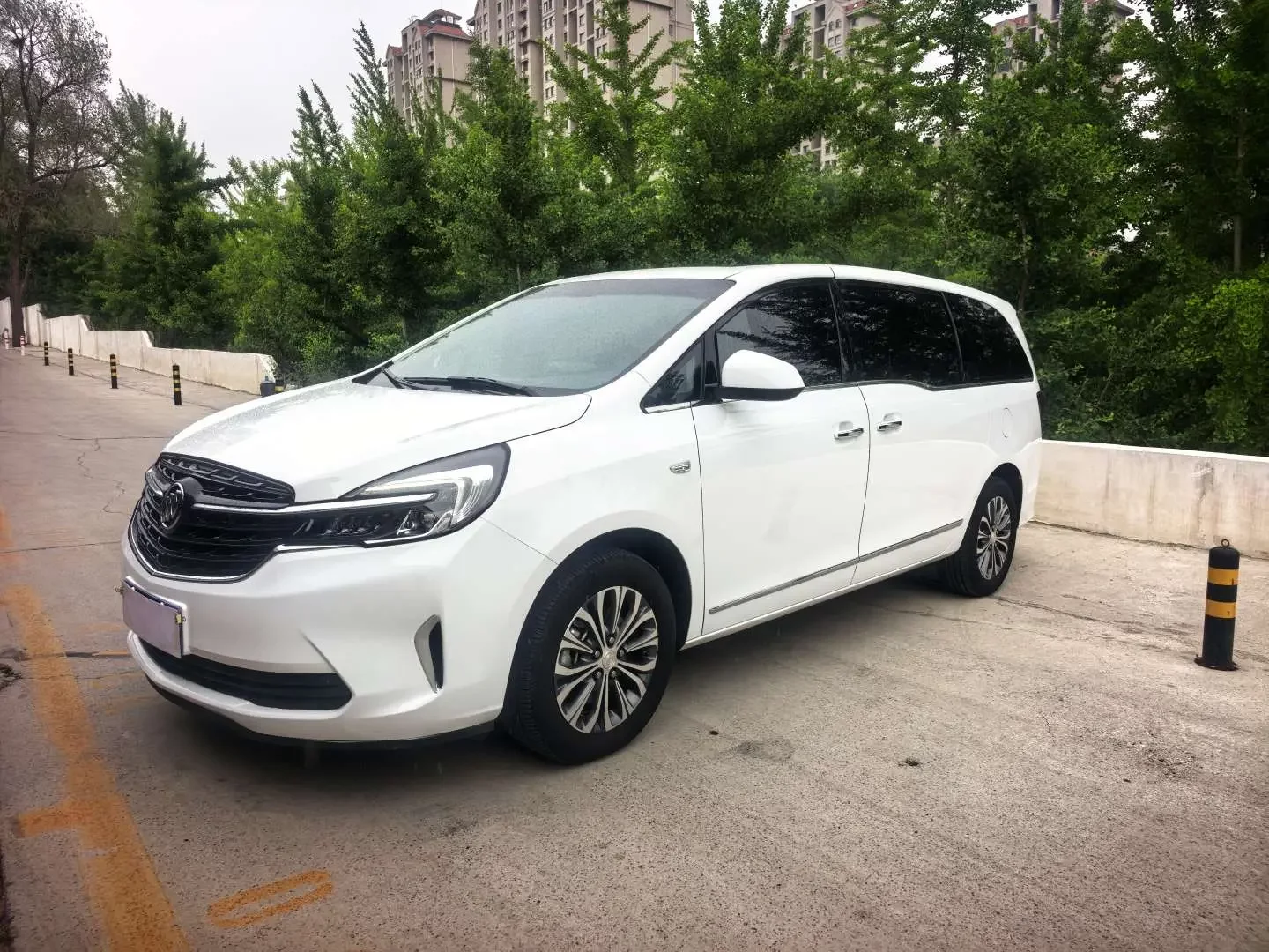 Buick GL8