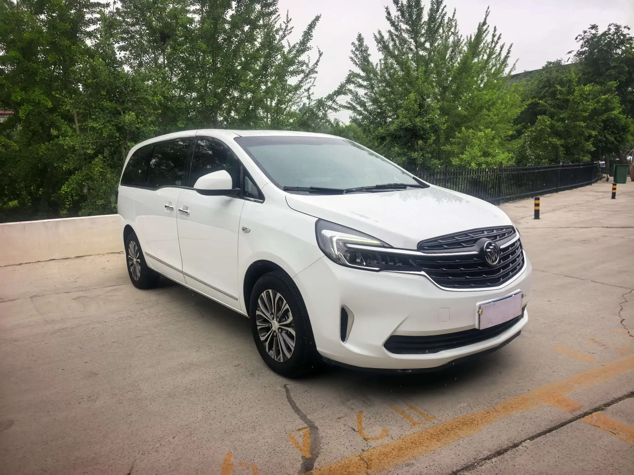 Buick GL8