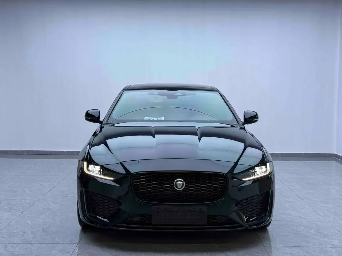 Jaguar XEL