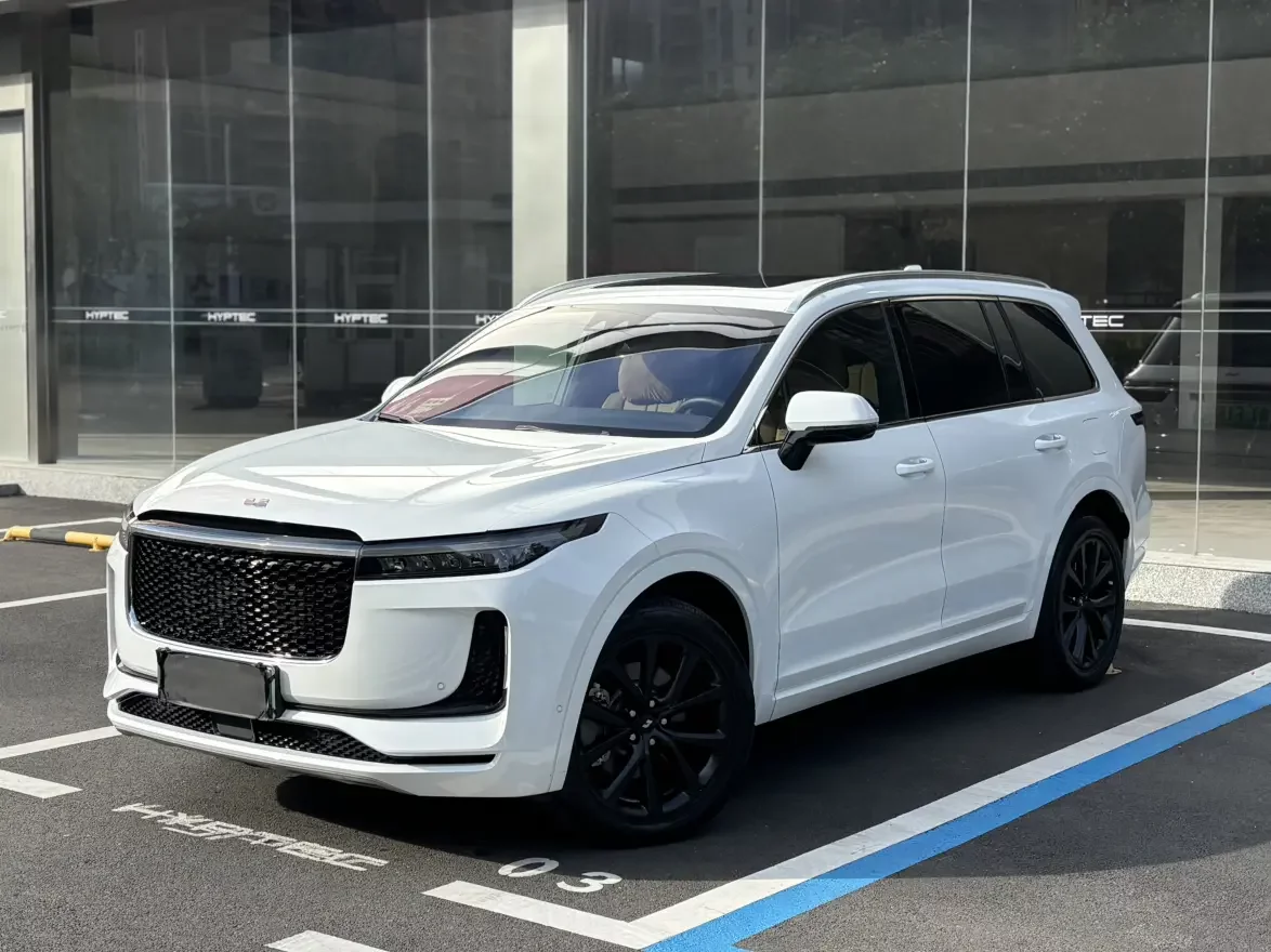 Li ONE (Ideal ONE)  из Китая