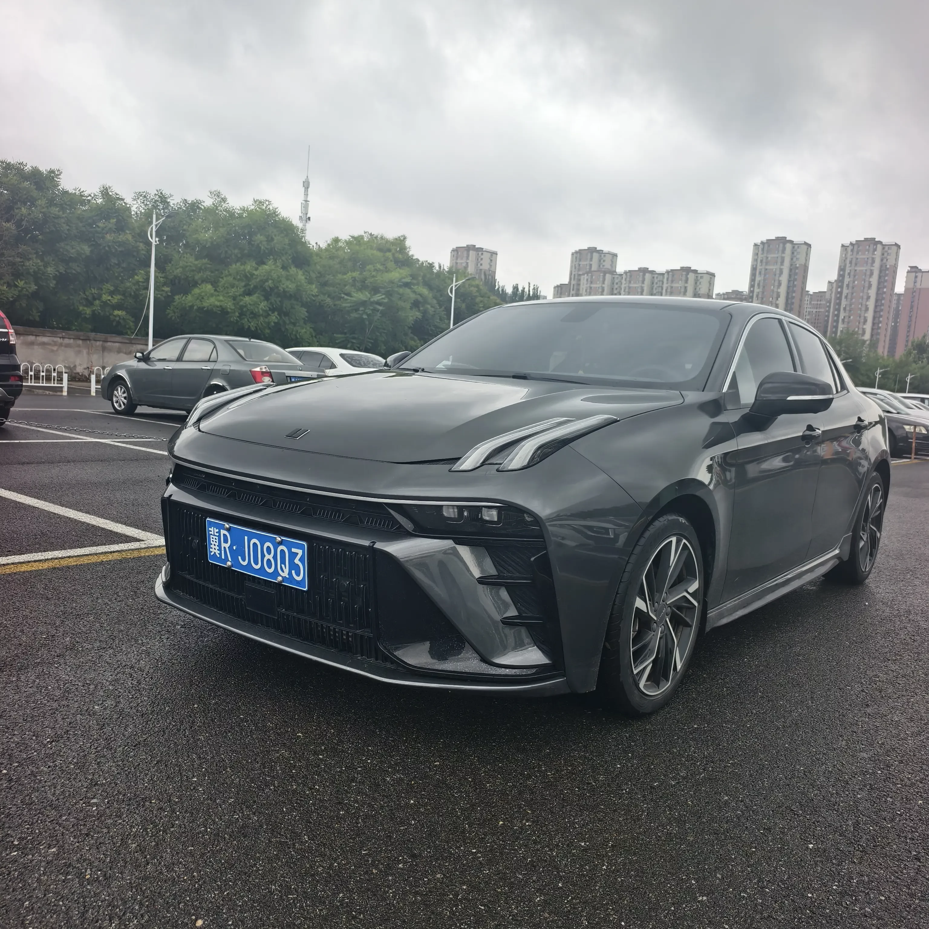 Lynk & Co 03