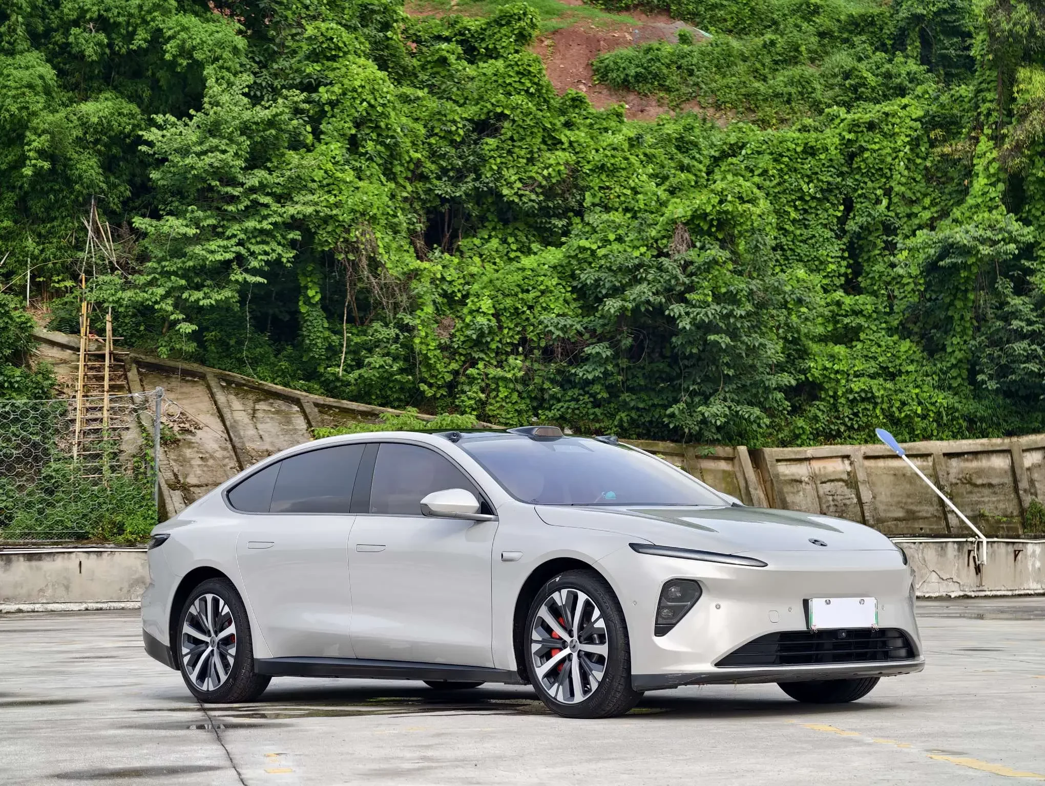 NIO ET7