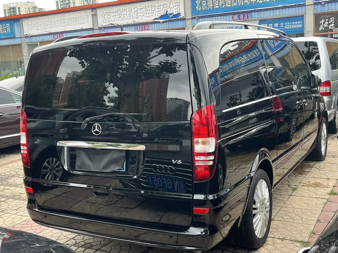 Mercedes-Benz Viano