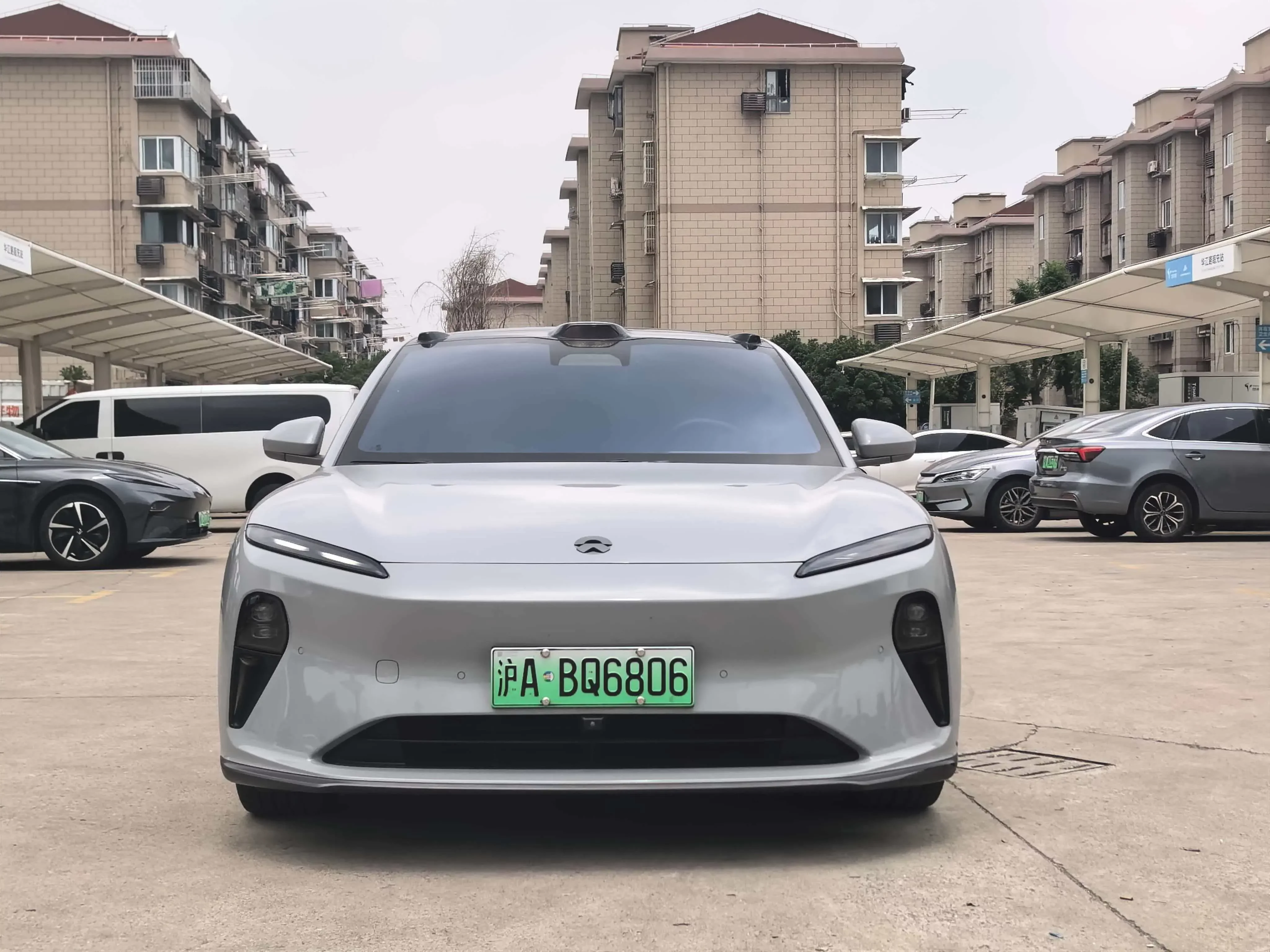 NIO ET5  из Китая