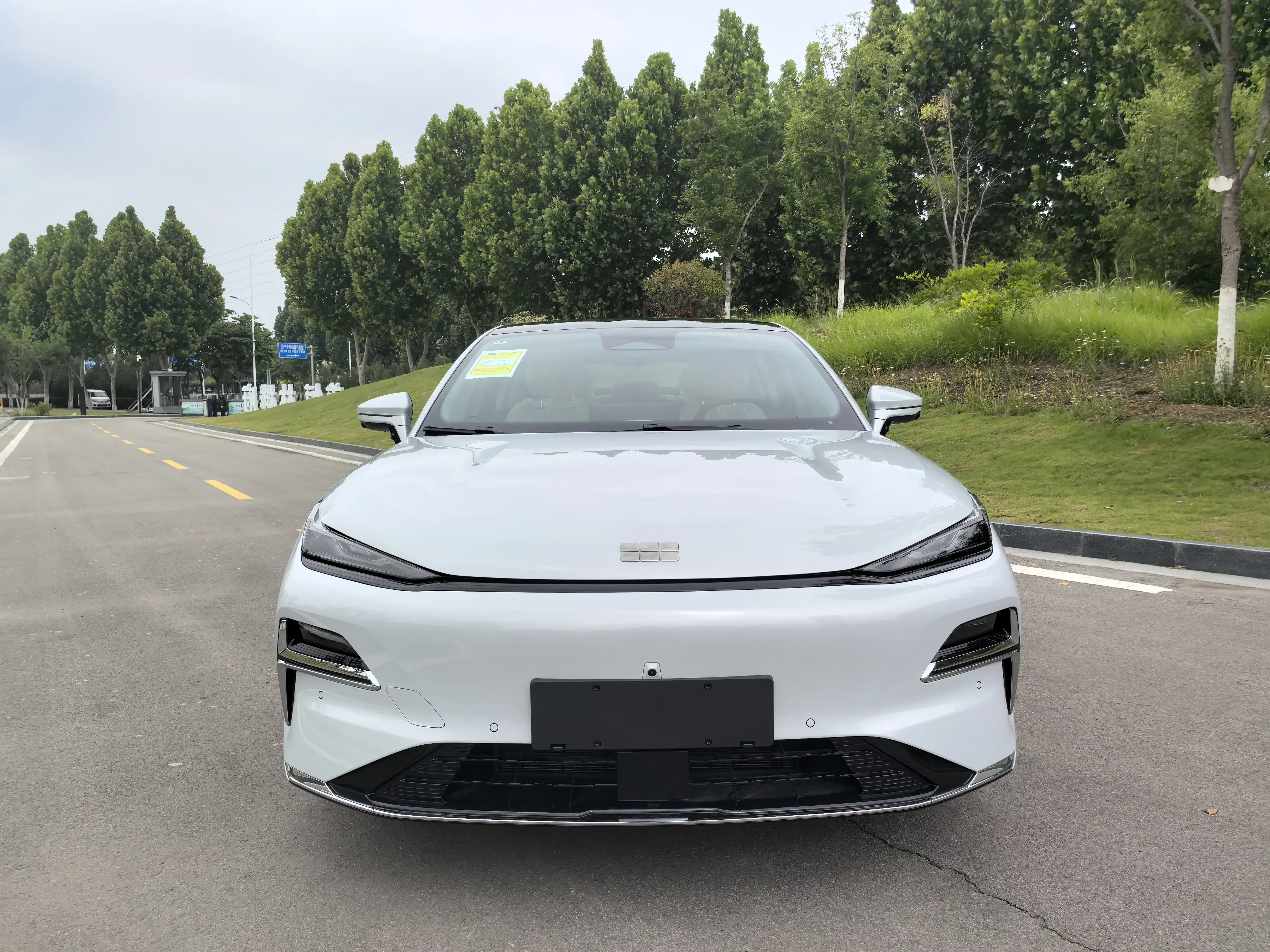 Geely Galaxy Star 8 PHEV