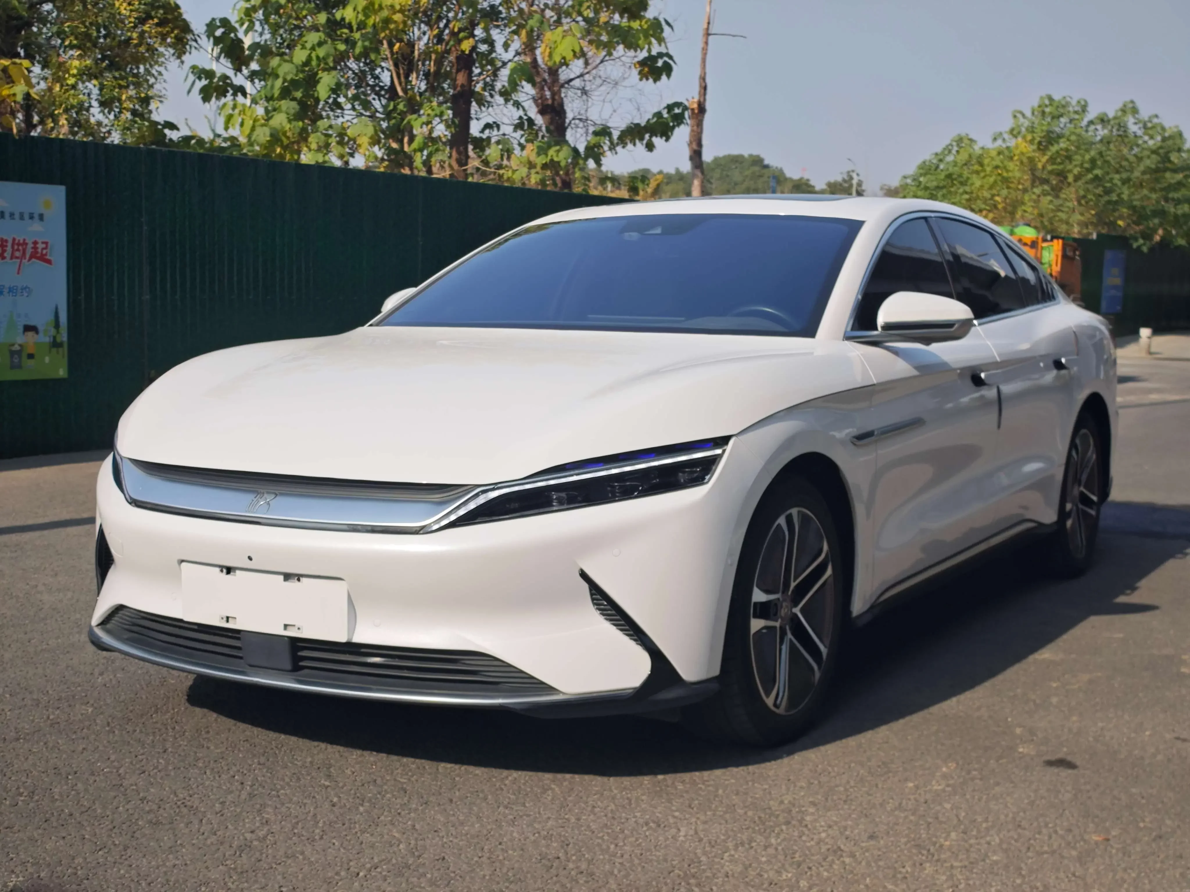 BYD Han EV