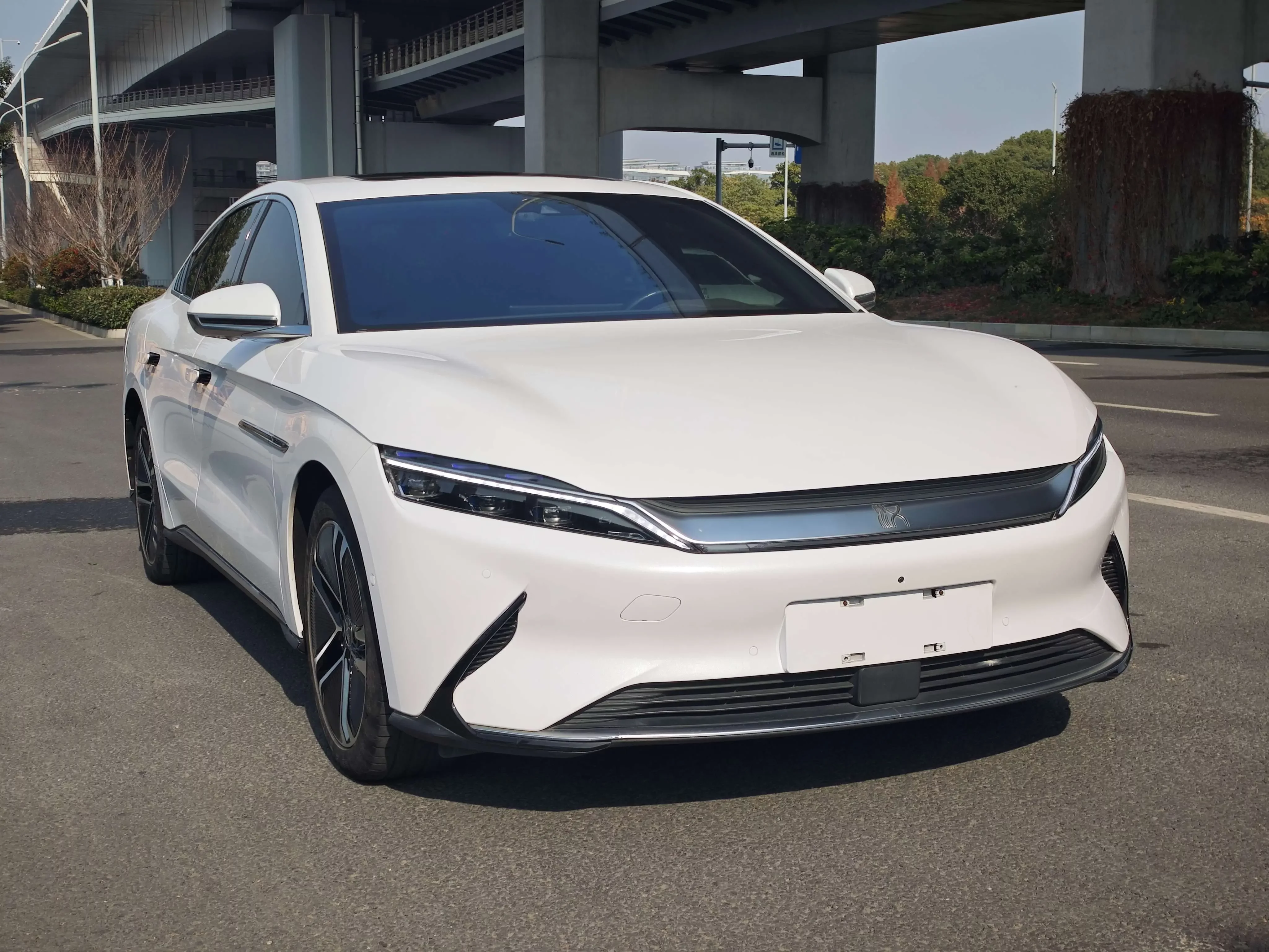 BYD Han EV