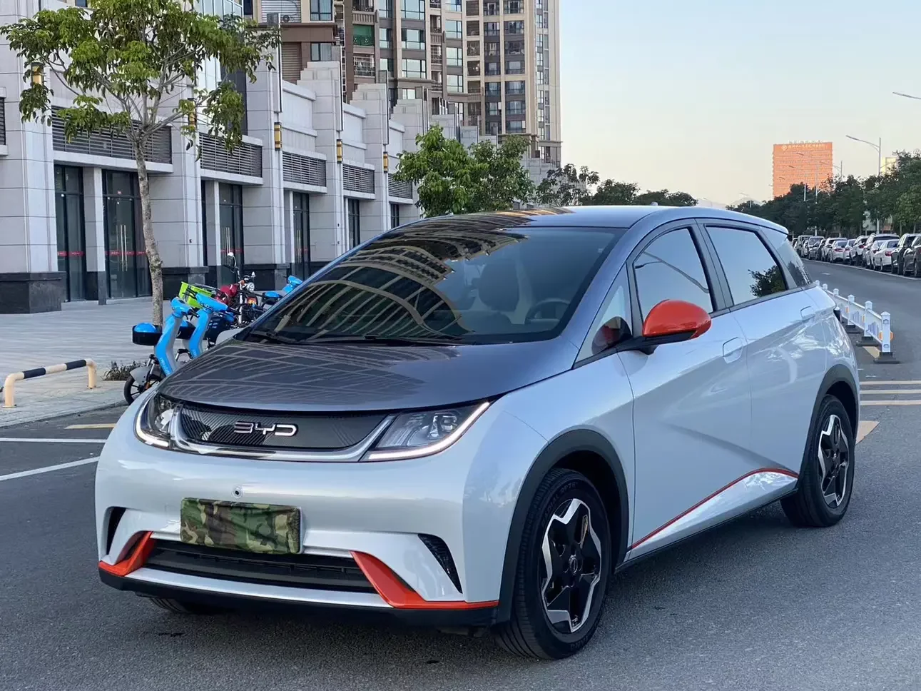 BYD dolphin
