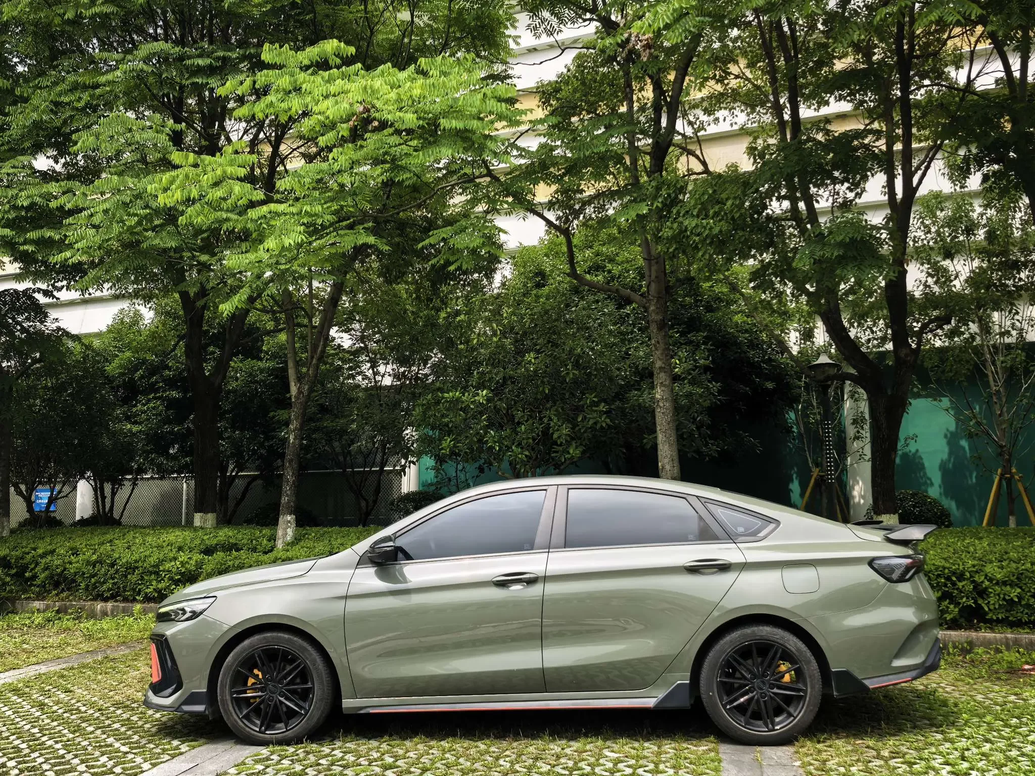 Geely Binrui