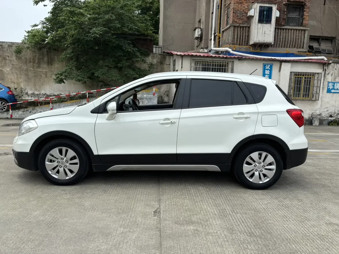 Suzuki Feng Yu