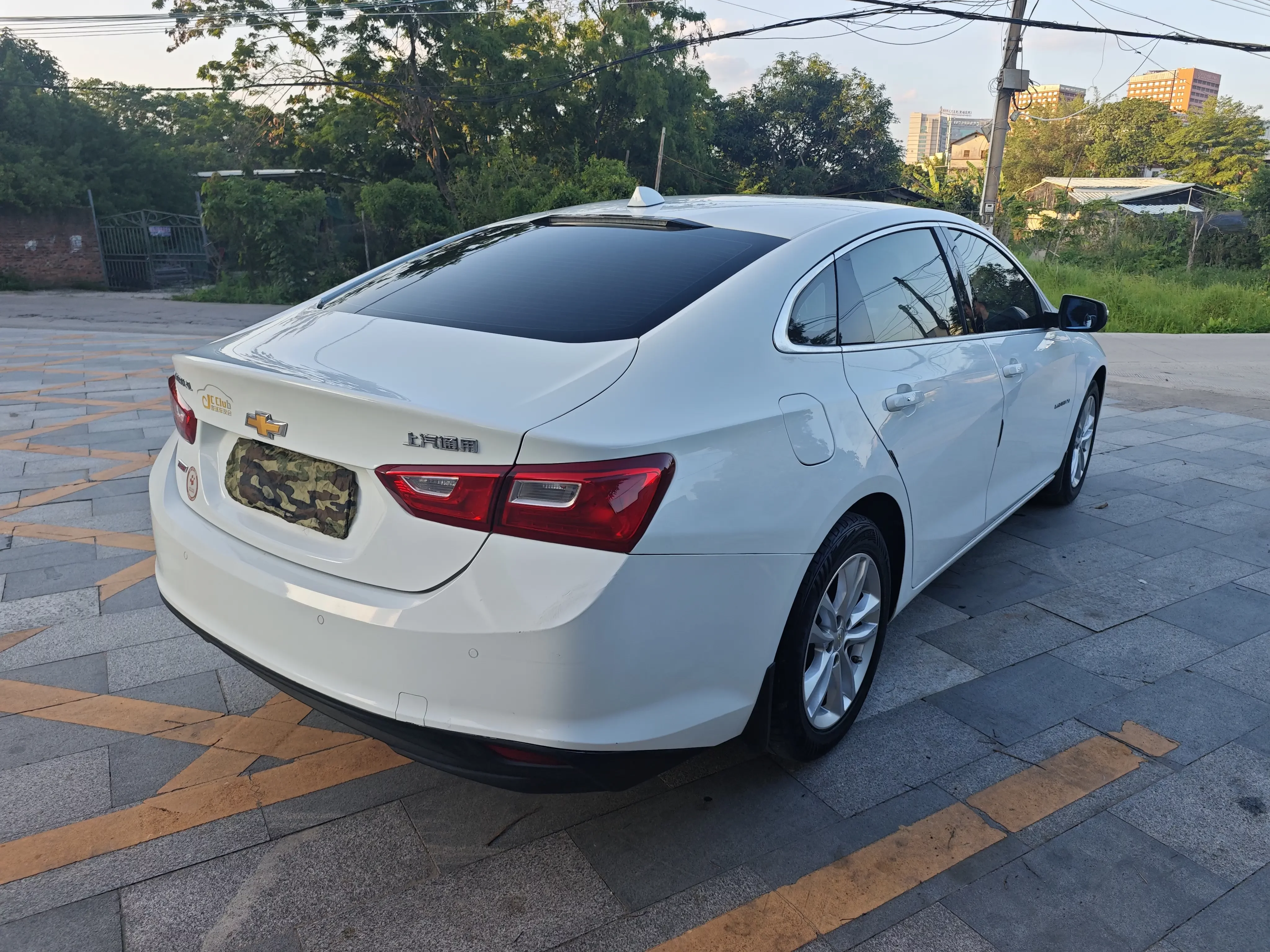 Chevrolet Malibu XL