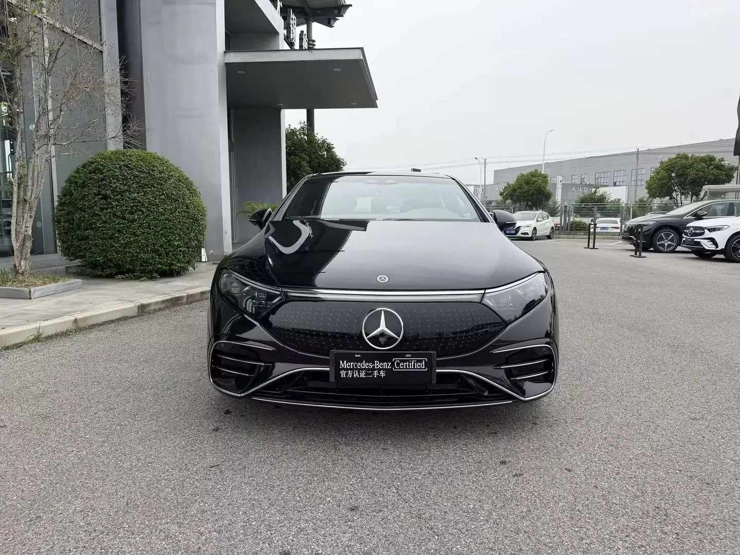 Mercedes-Benz EQS