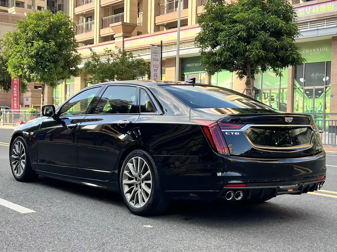 Cadillac CT6