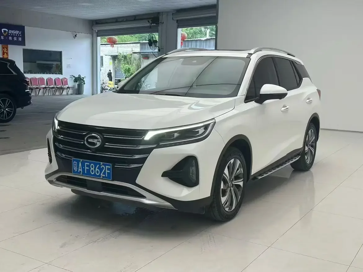 GAC Trumpchi GS4