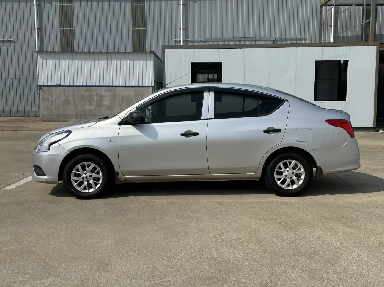 Nissan Sunlight