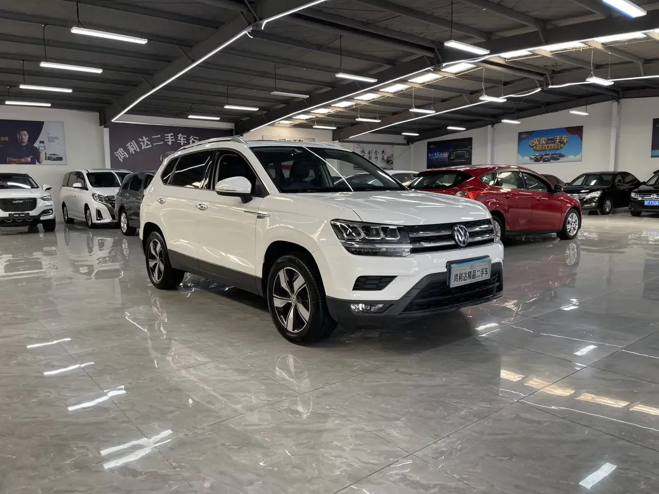 Volkswagen Tharu