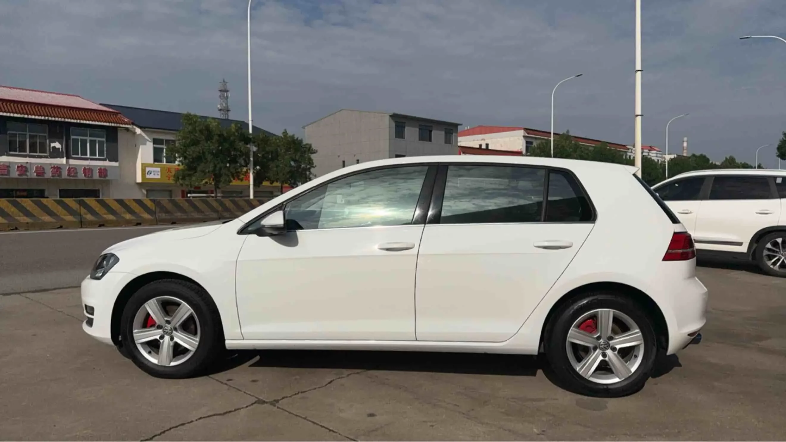 Volkswagen golf