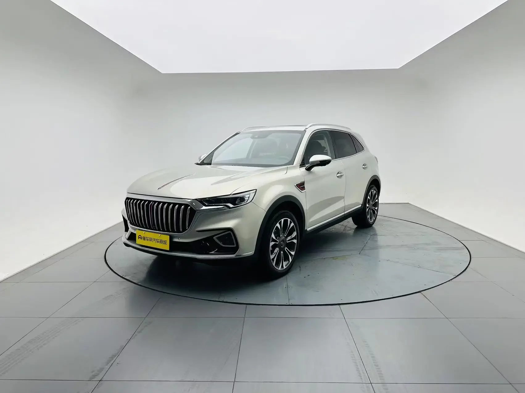 Hongqi HS5