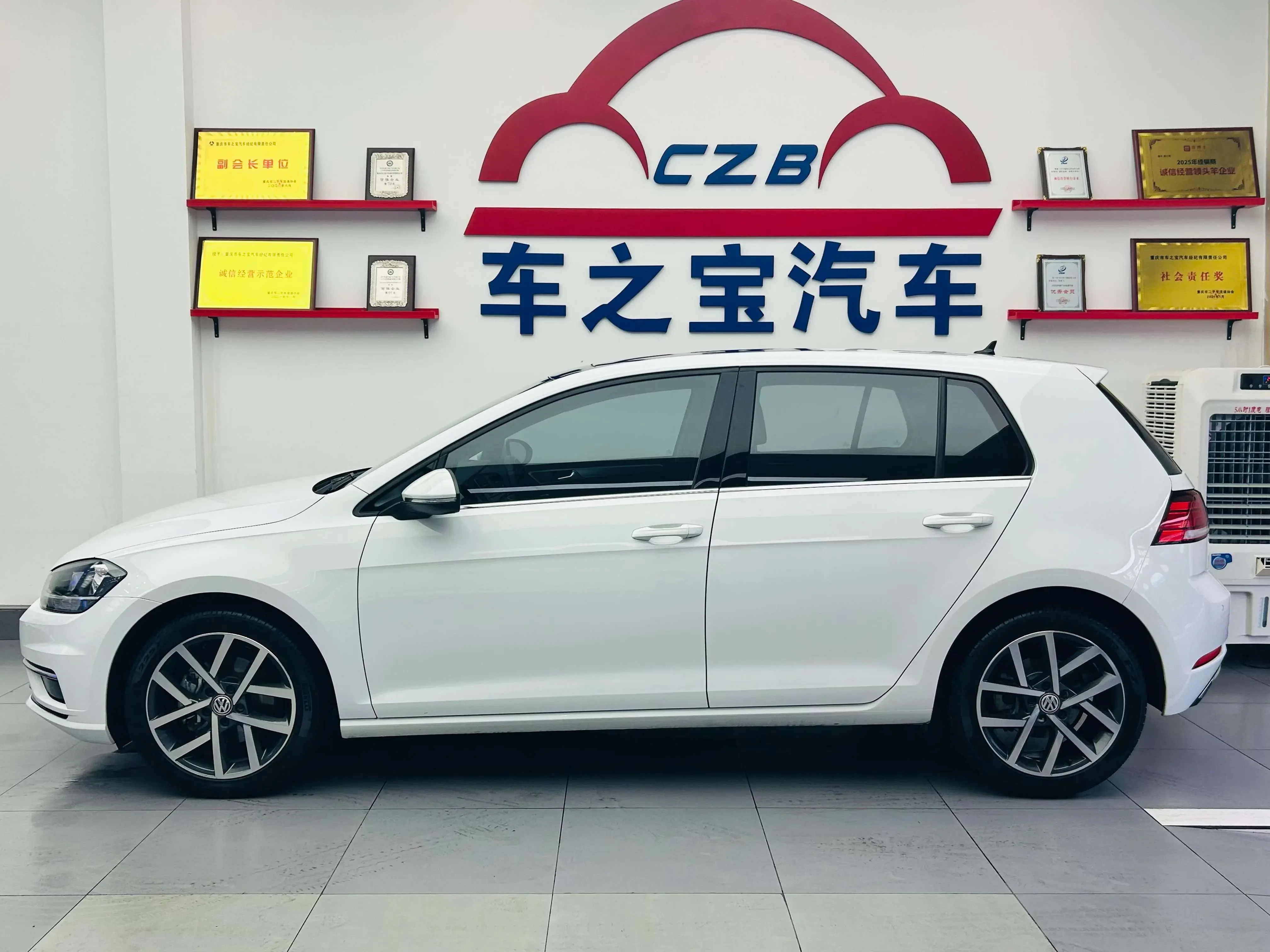 Volkswagen golf
