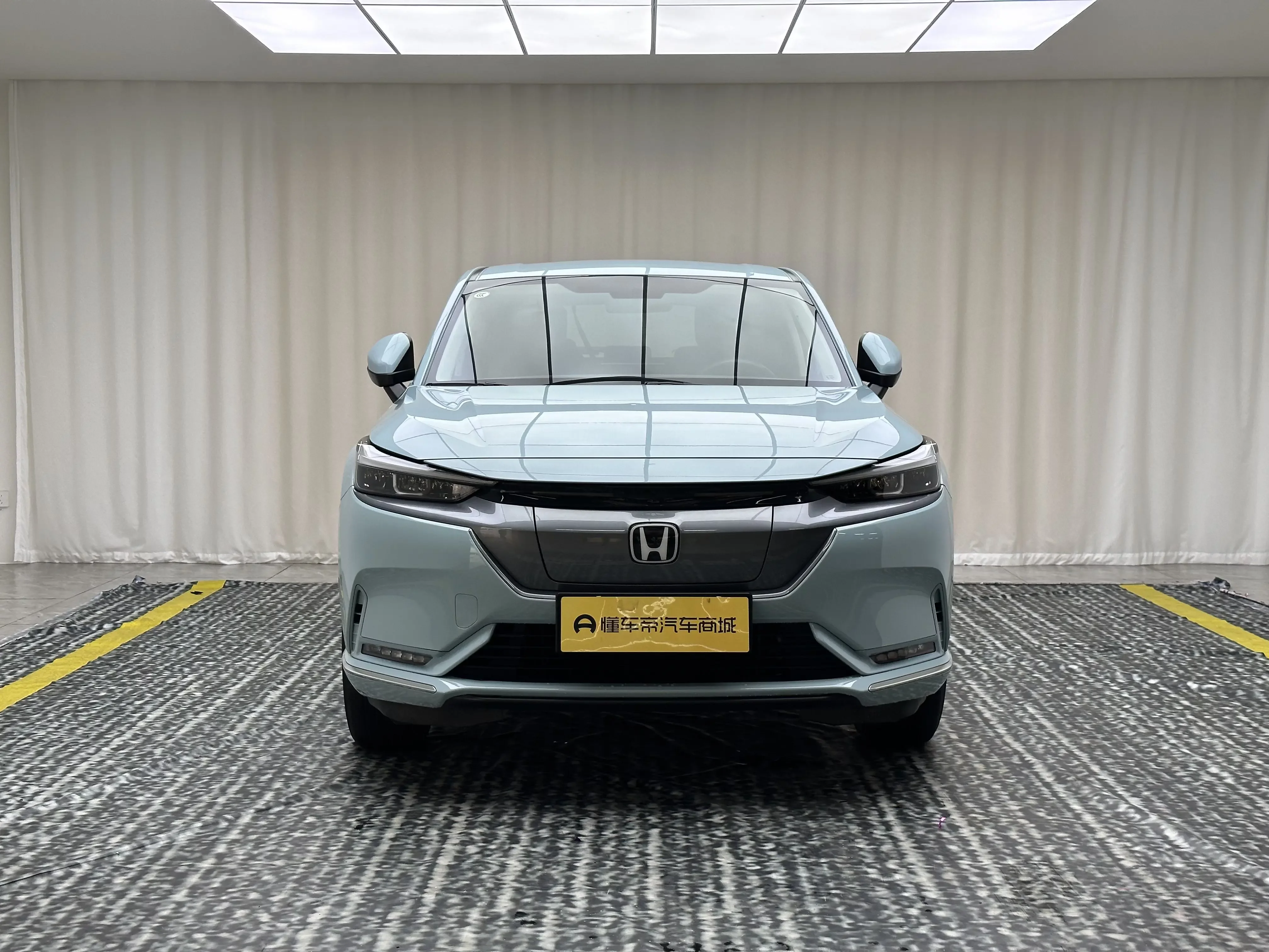 Honda e:NP1 Ji Pai 1