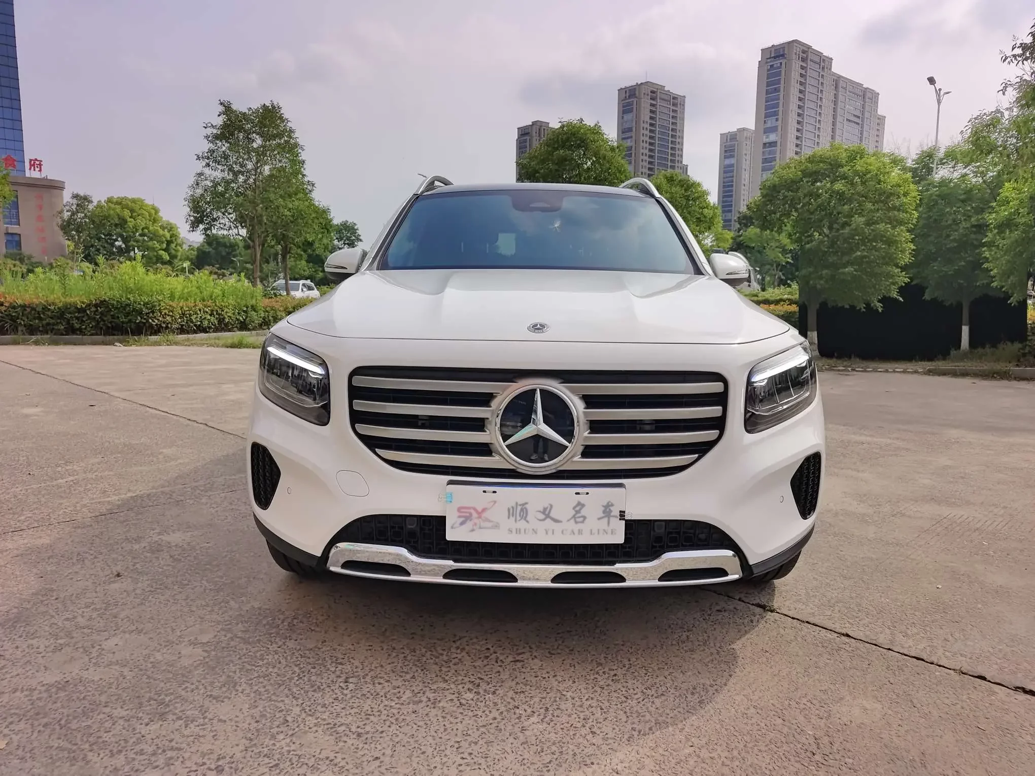 Mercedes-Benz GLB