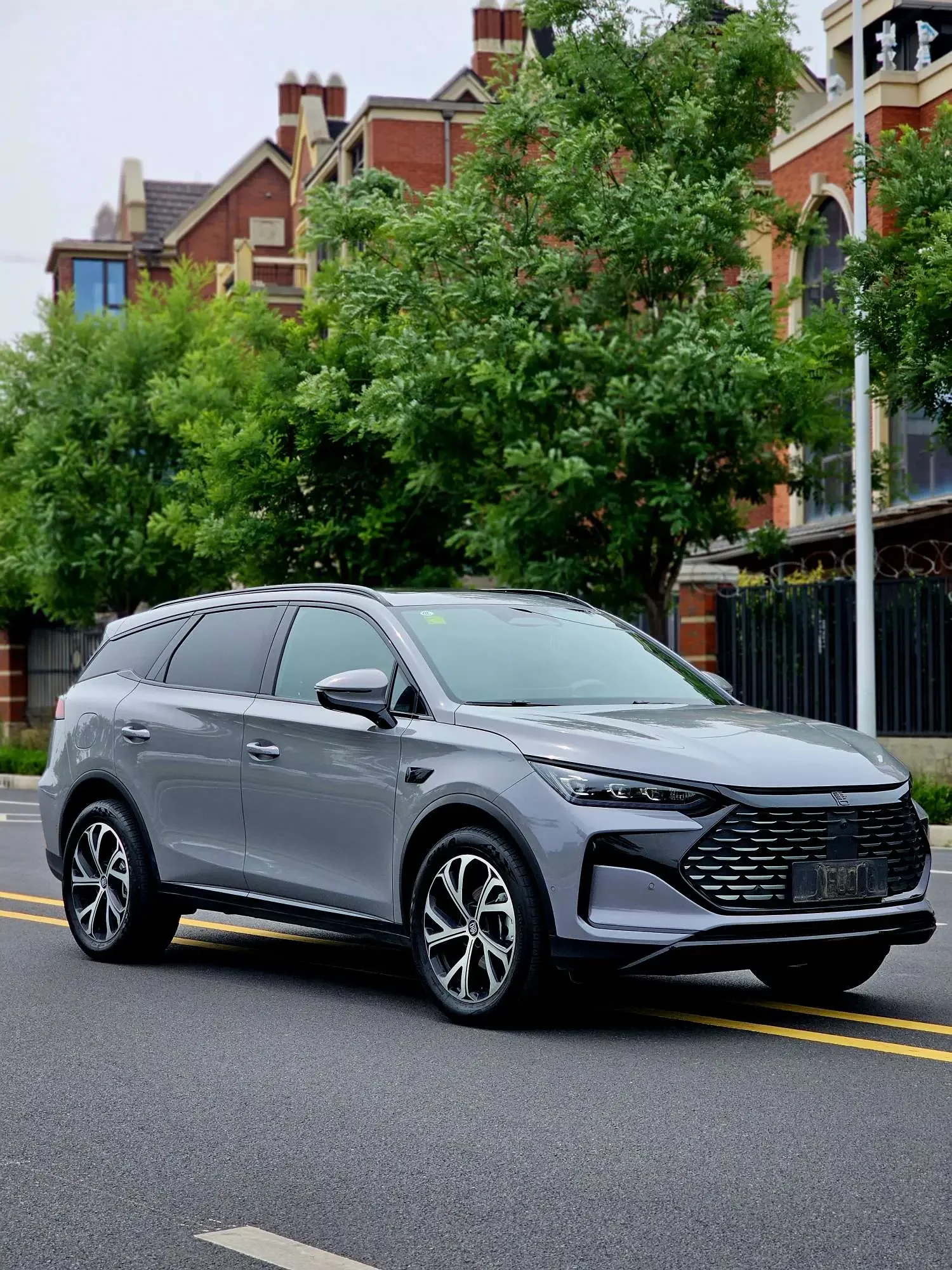 BYD Tang DM