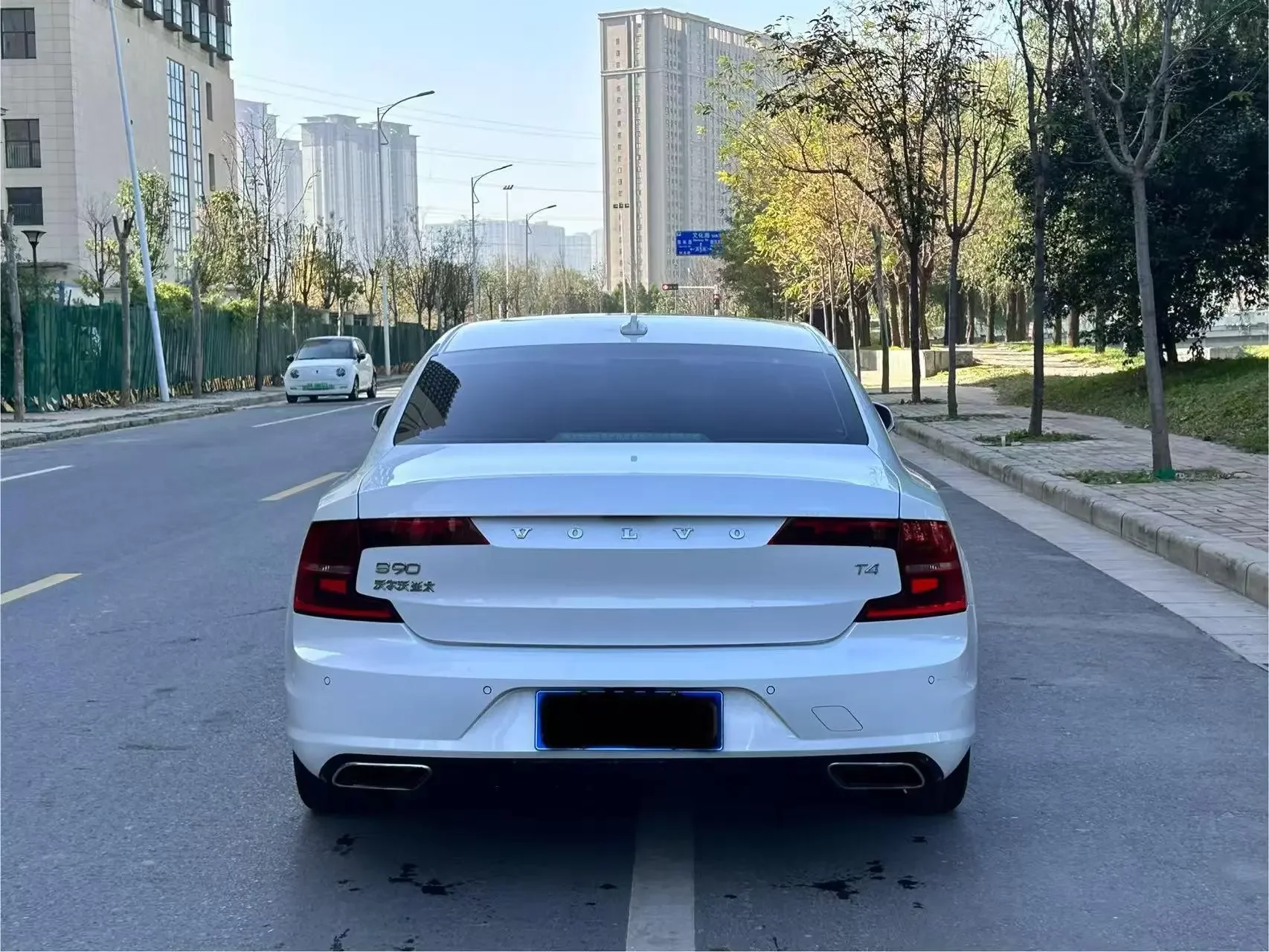 Volvo S90