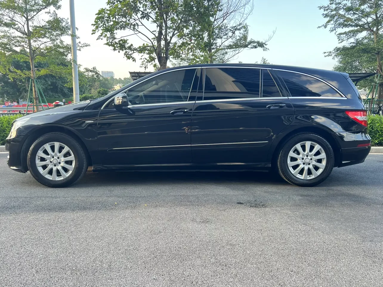 Mercedes-Benz R-Class