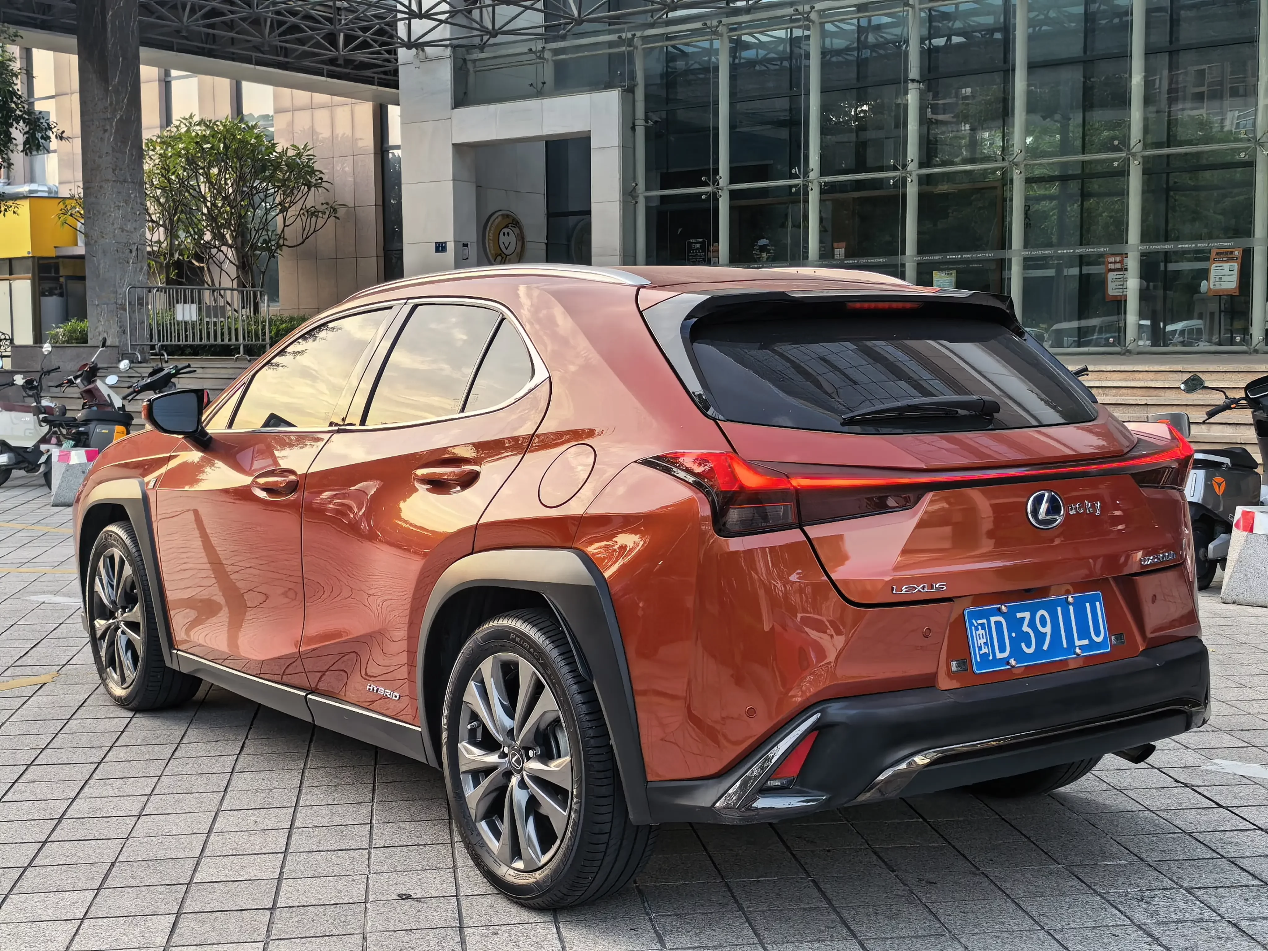 Lexus UX