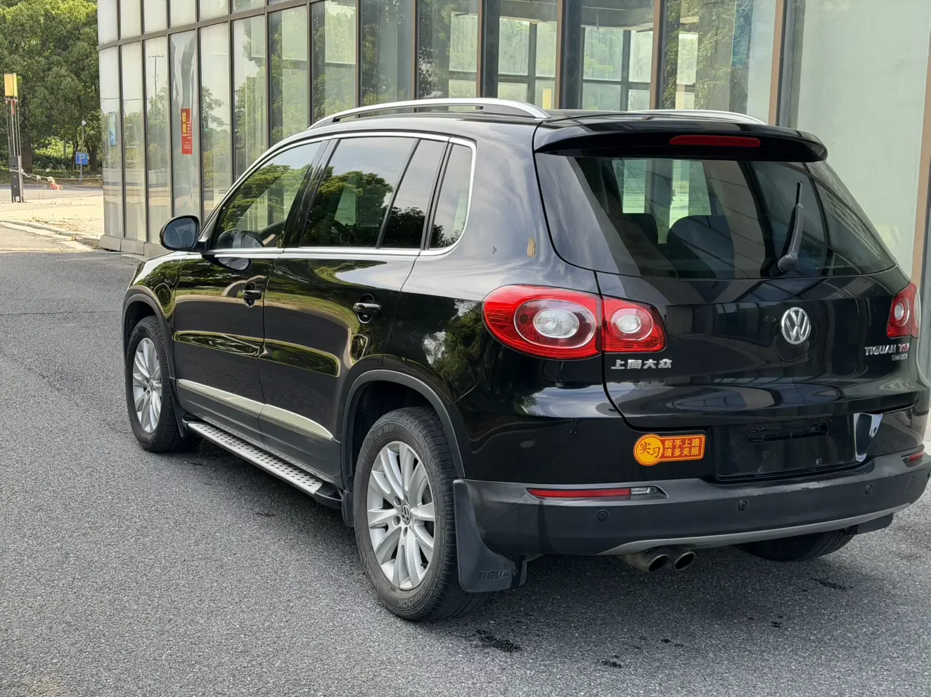 Volkswagen Tiguan (Tharu)